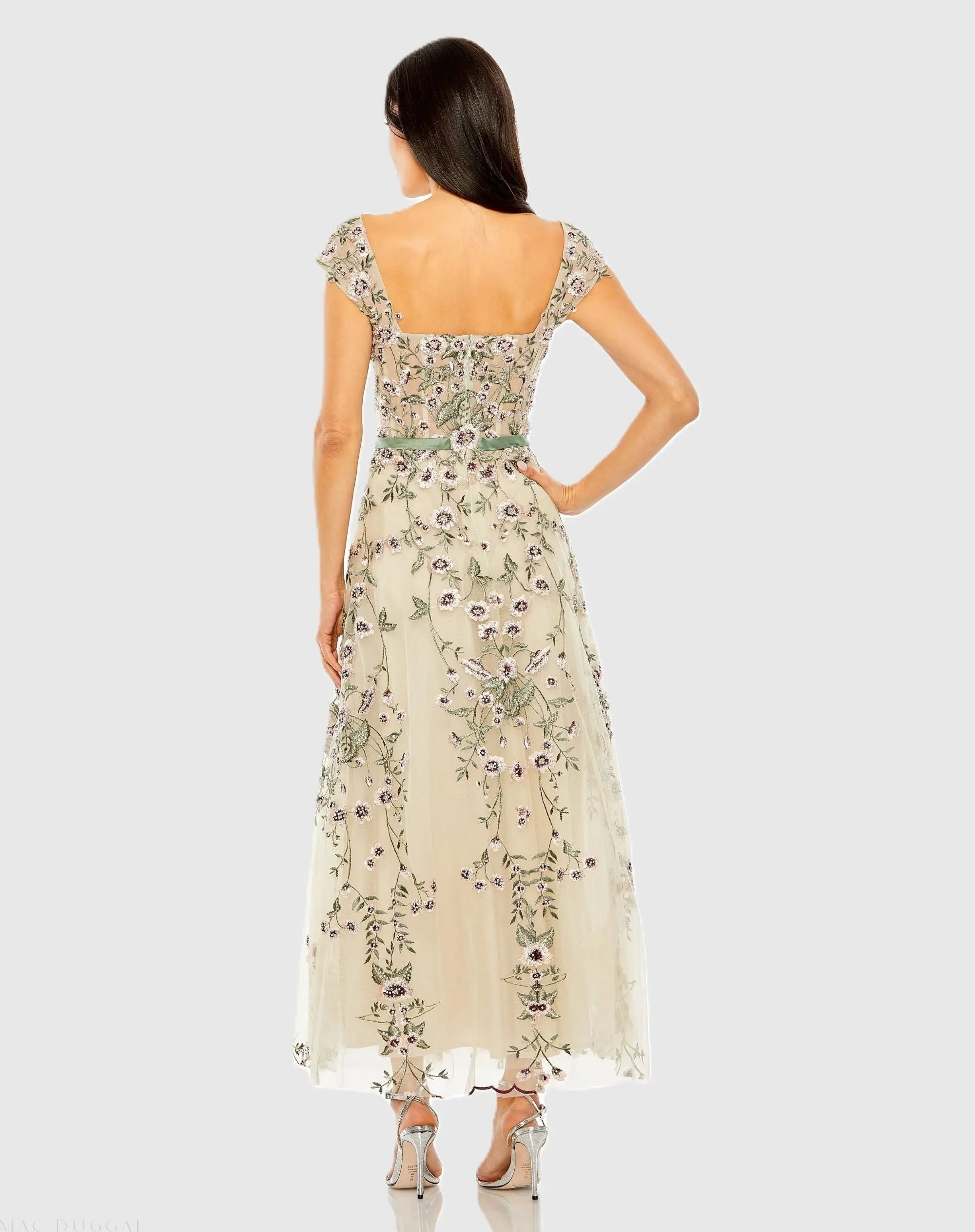 Ivory Floral Embroidered Sweetheart Neckline Midi Dress-Myartka