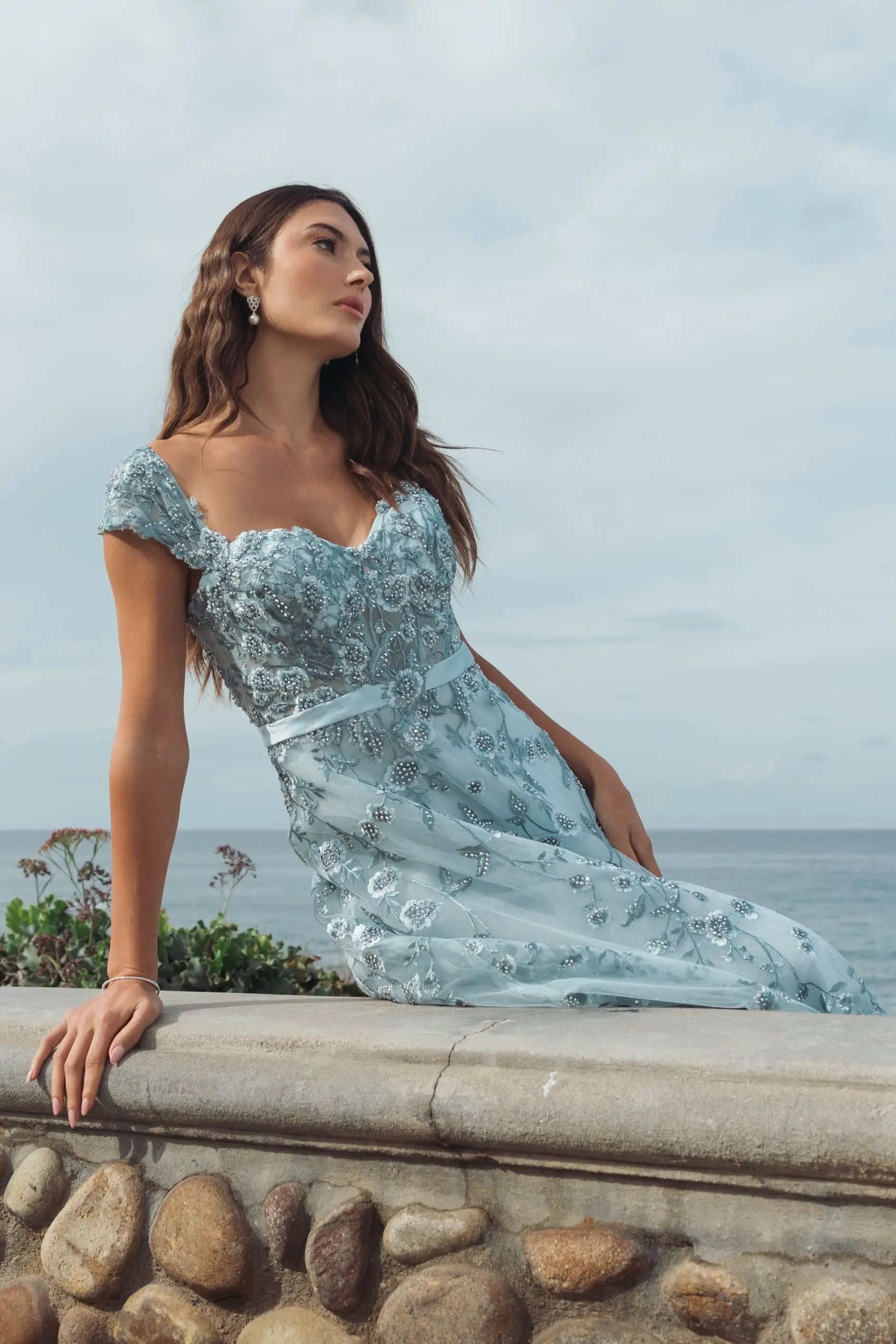 Blue Floral Embroidered Sweetheart Neckline Midi Dress-Myartka