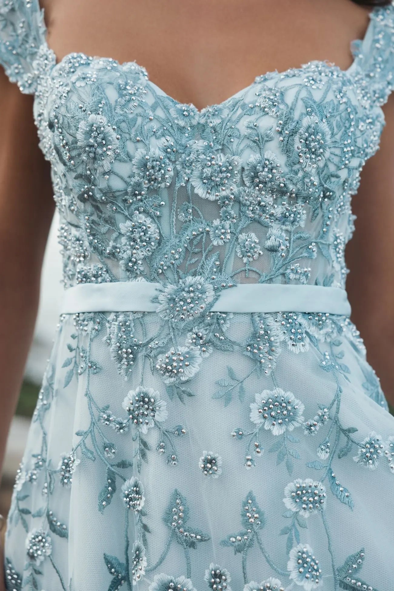 Blue Floral Embroidered Sweetheart Neckline Midi Dress-Myartka