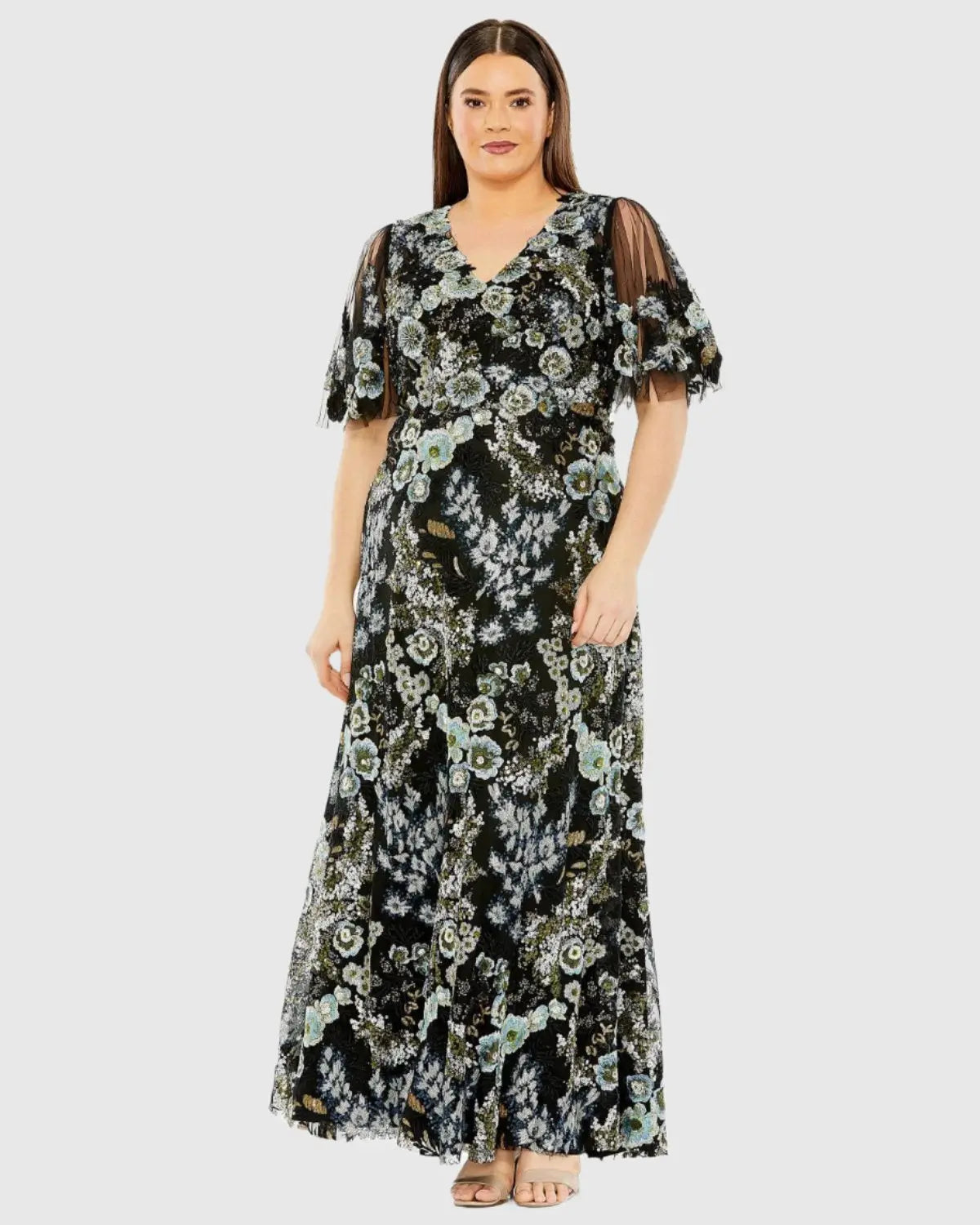Black Sheer Sleeve V-Neck Floral Embroidered Gown (Plus)-Myartka