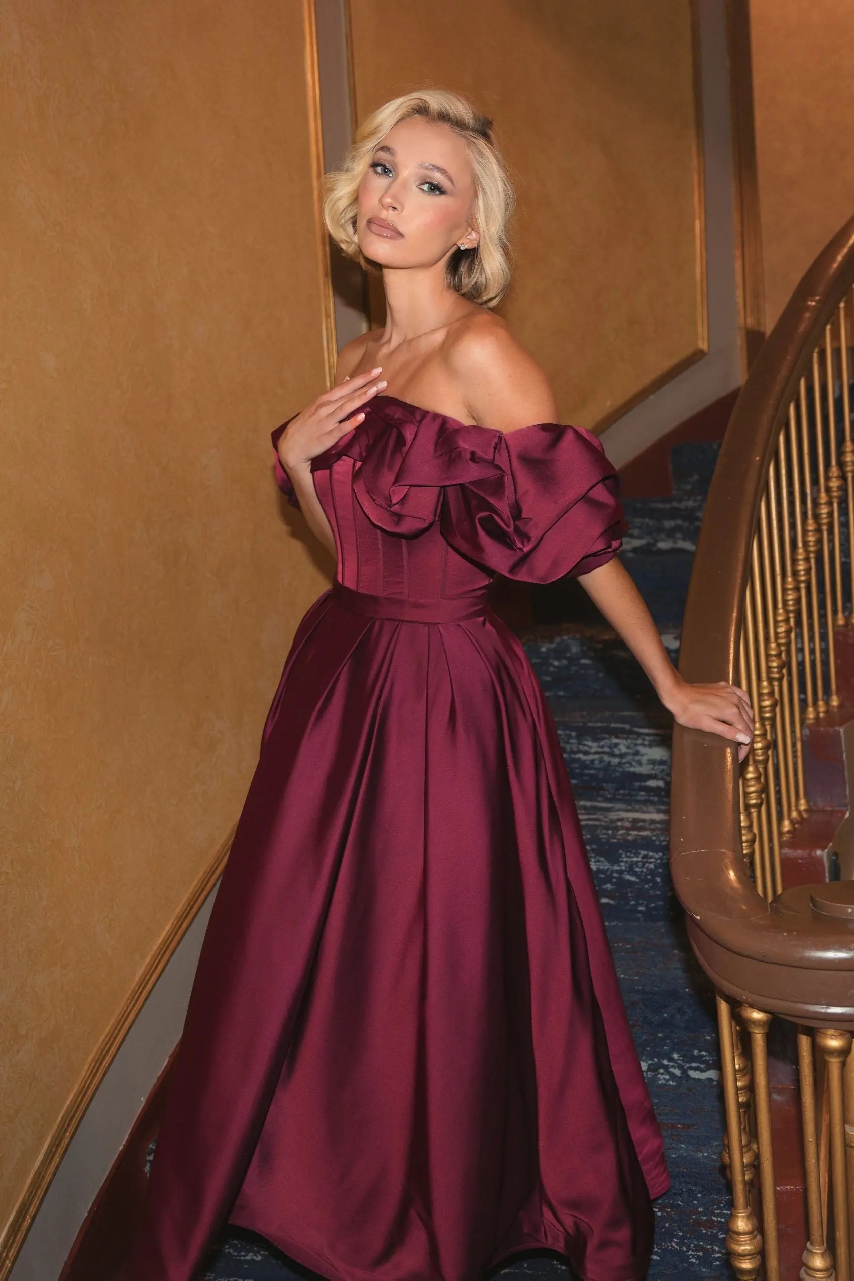 Plum Off The Shoulder Tea Length Dress-Myartka