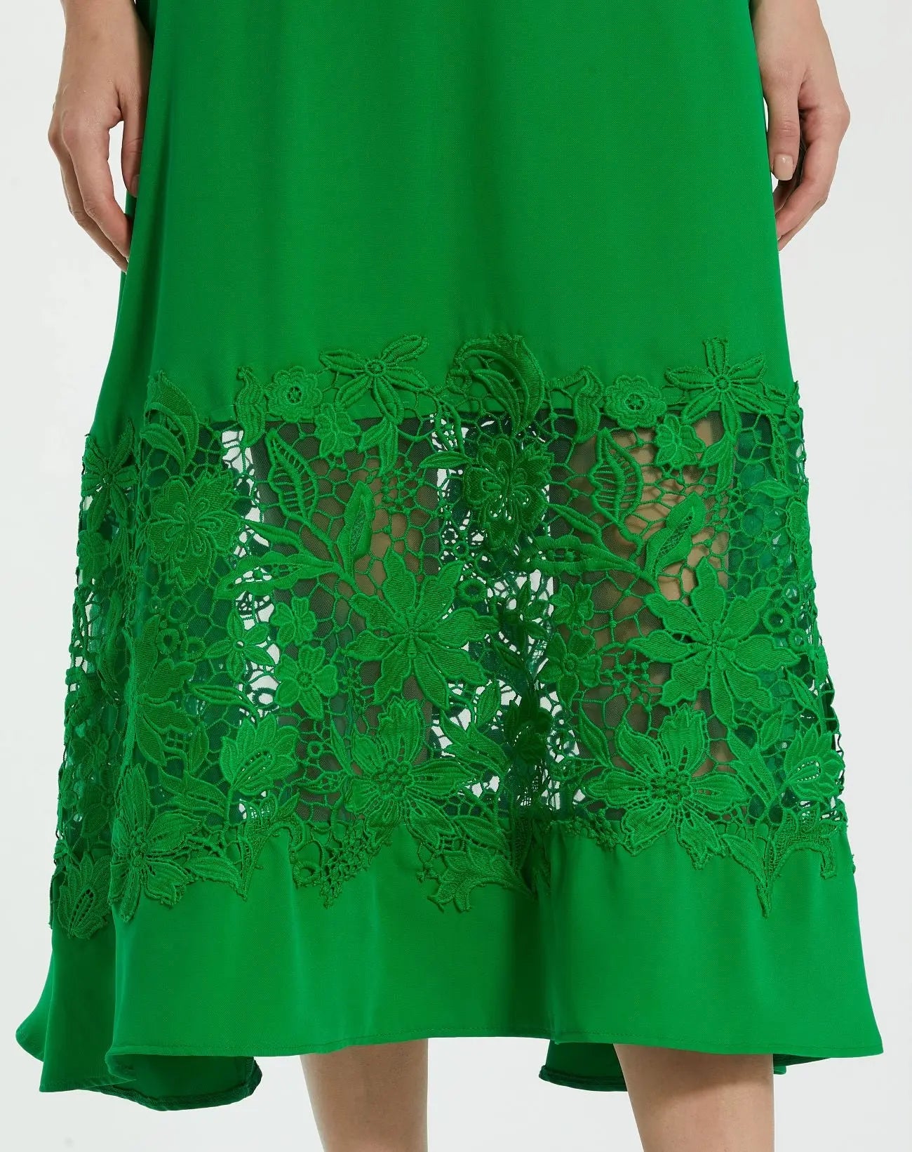 Green Crepe Boat Neck Midi Dress With Applique Cut Out-Myartka
