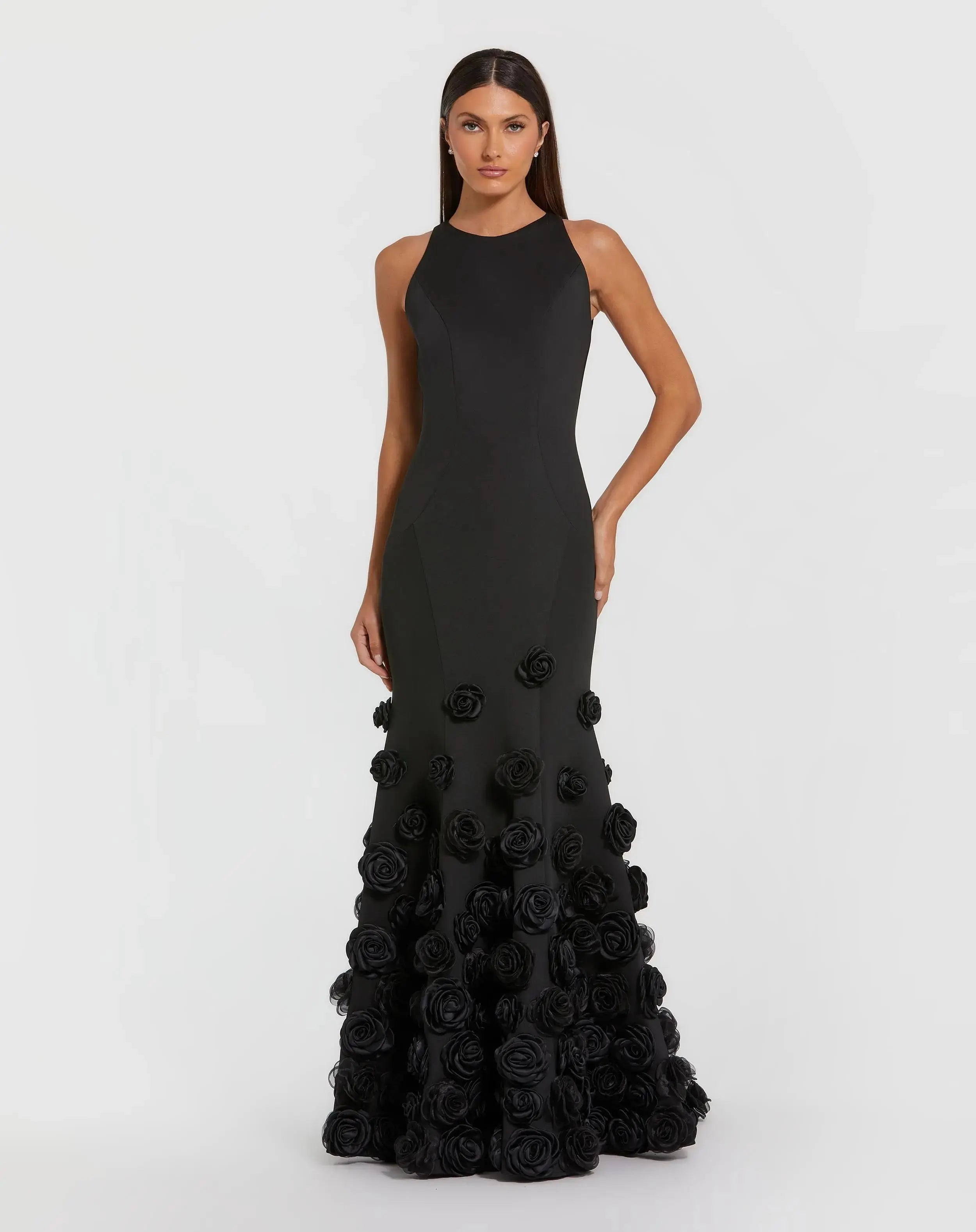 Black Sleeveless Mermaid Gown With 3D Floral Hem-Myartka