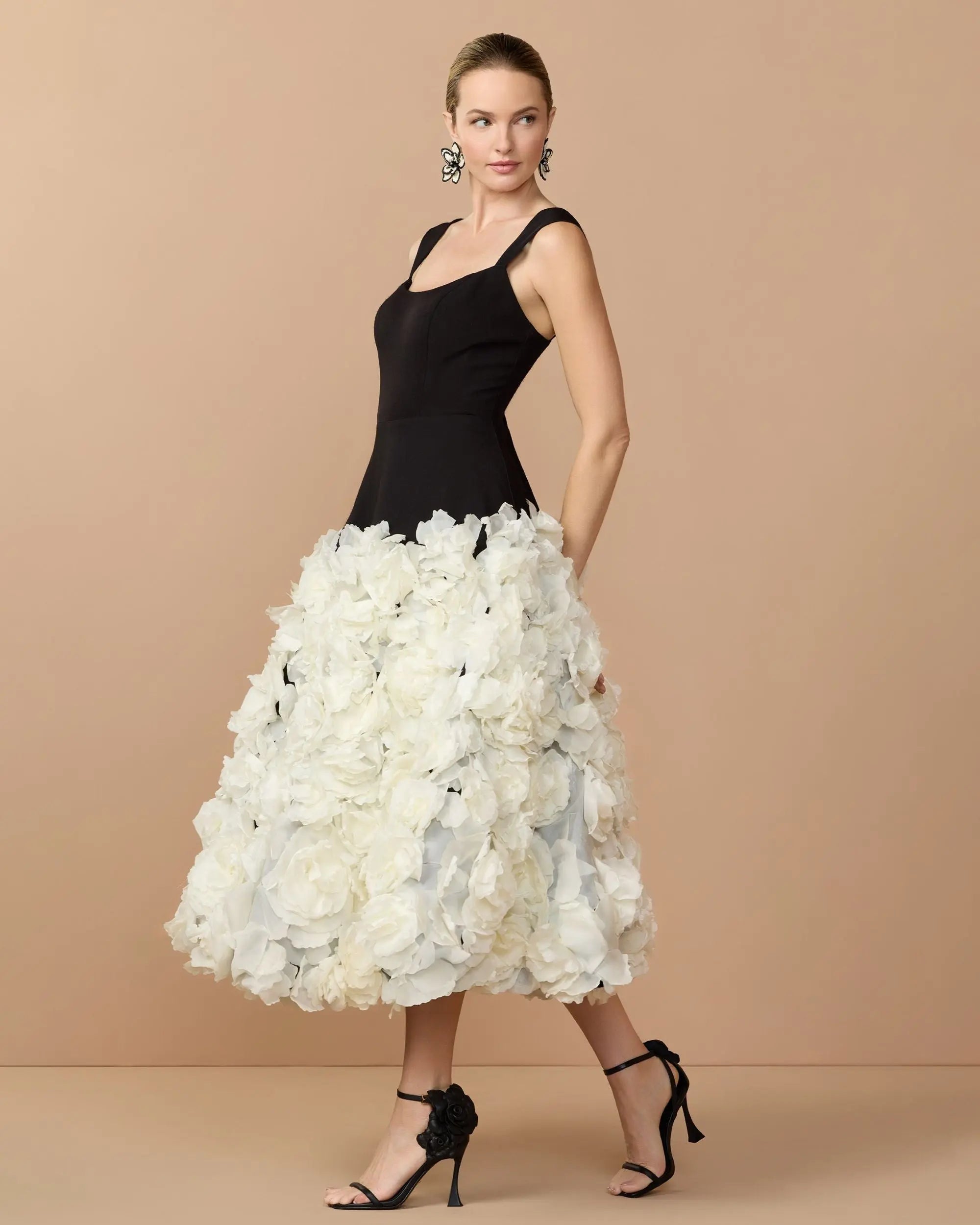 Black Sleeveless A-Line Midi Dress With 3D Floral Skirt-Myartka