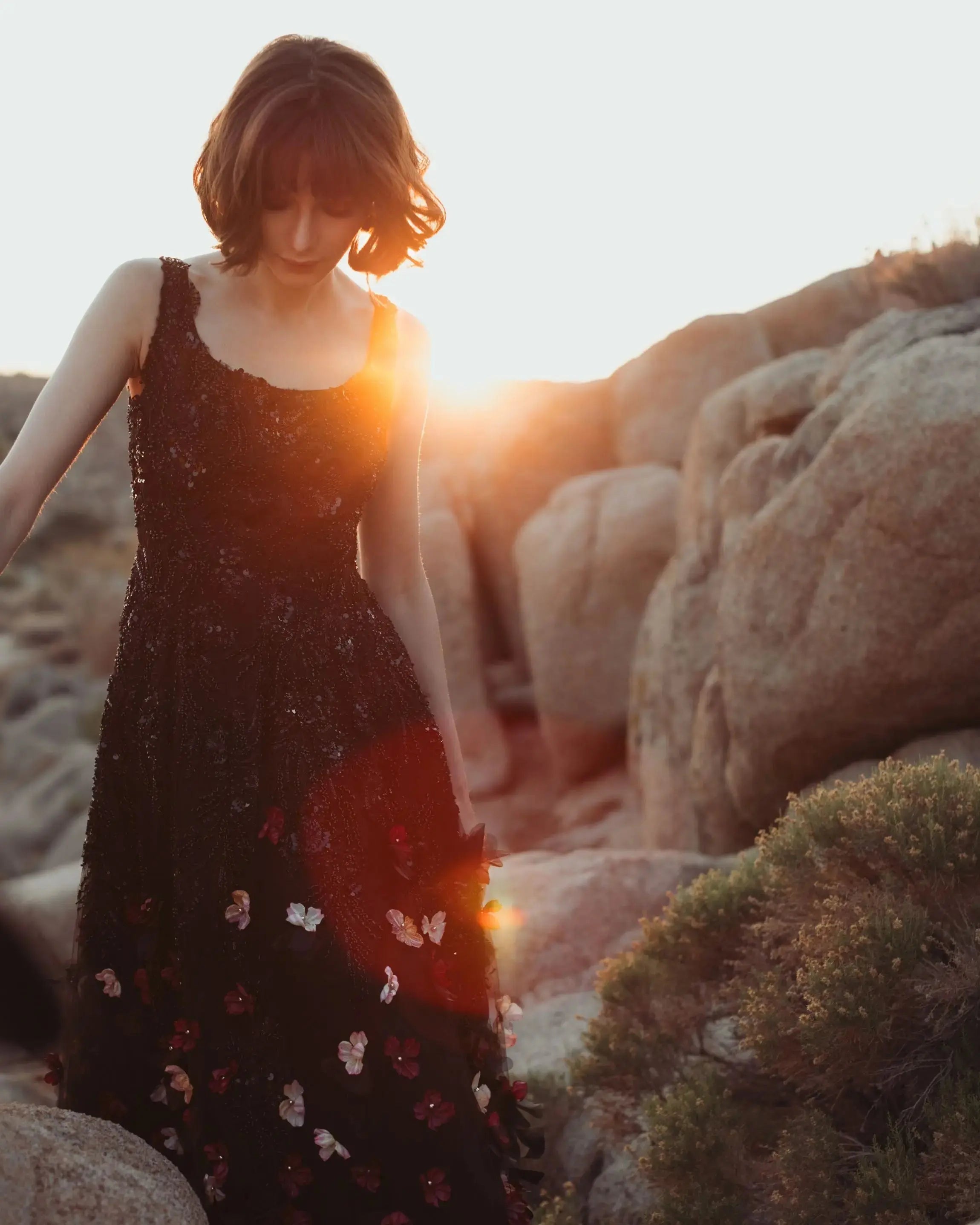 Black Sleeveless Beaded Midi Dress With 3D Flowers-Myartka