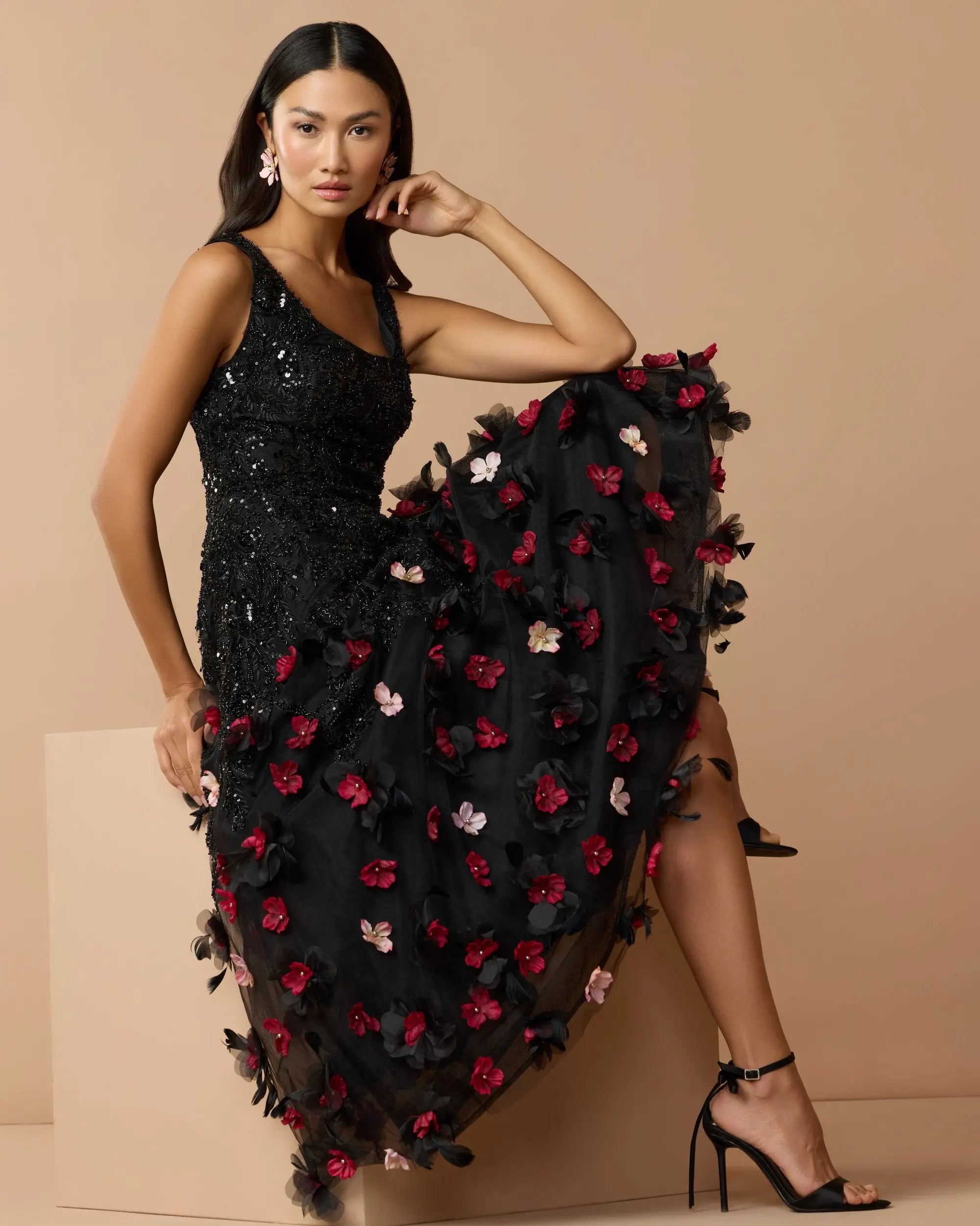 Black Sleeveless Beaded Midi Dress With 3D Flowers-Myartka