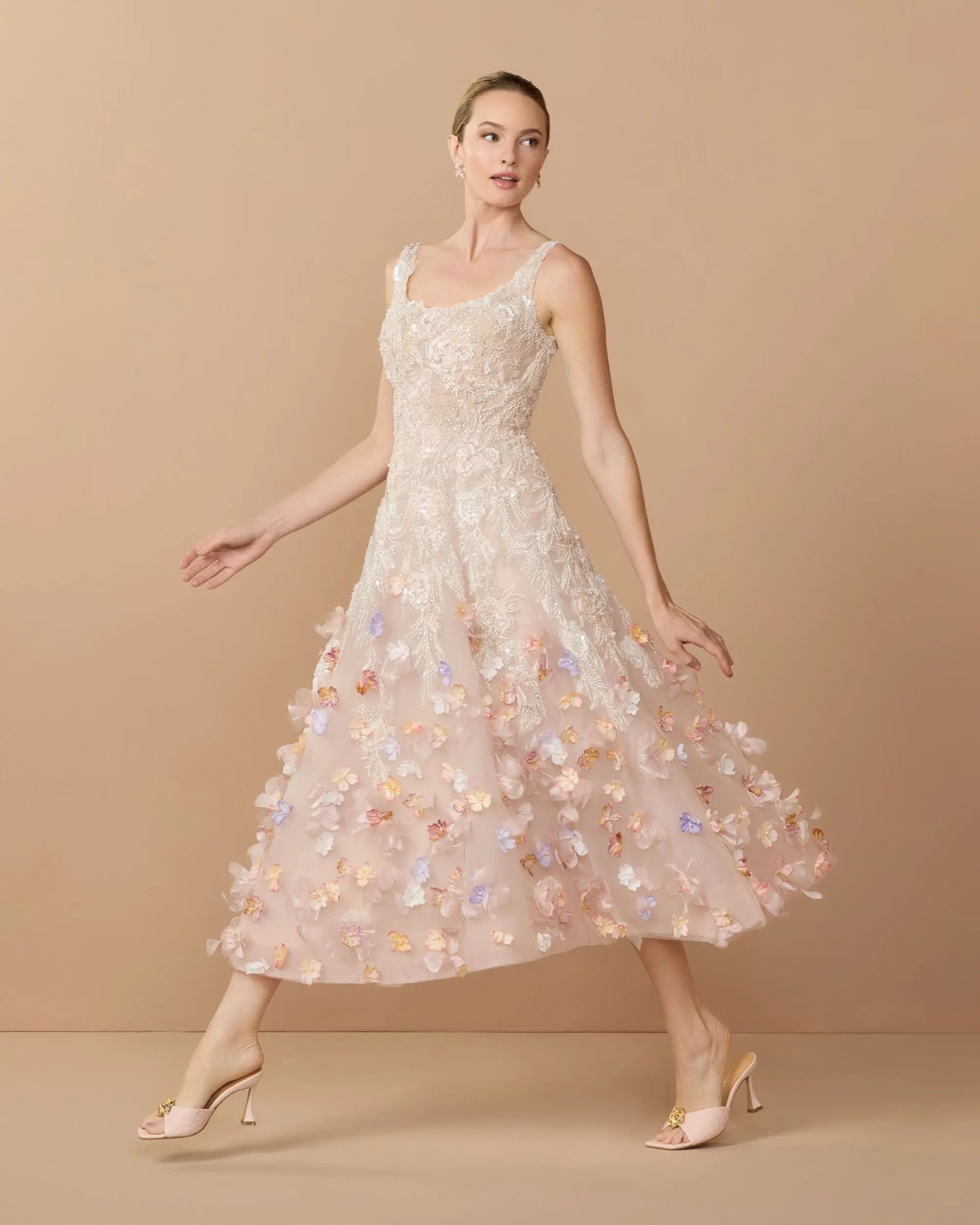 Pink Sleeveless Beaded Midi Dress With 3D Flowers-Myartka