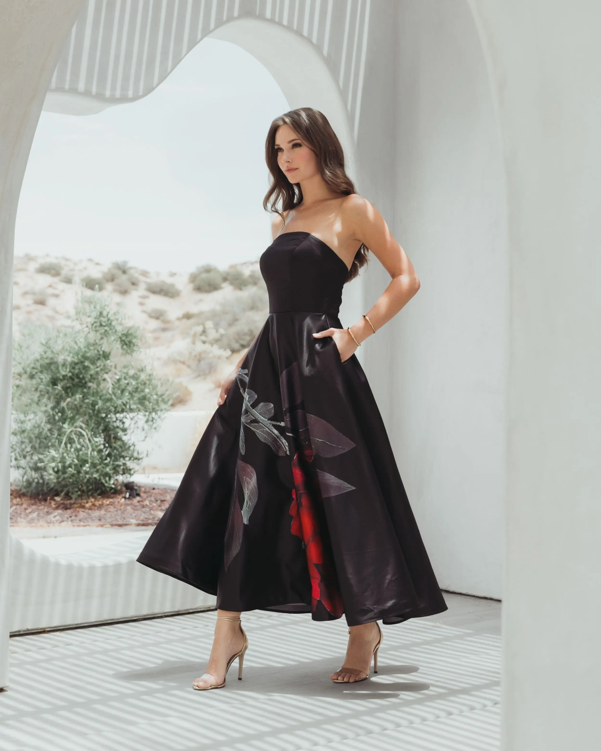 Black Satin Printed Strapless Midi Dress With Pockets-Myartka