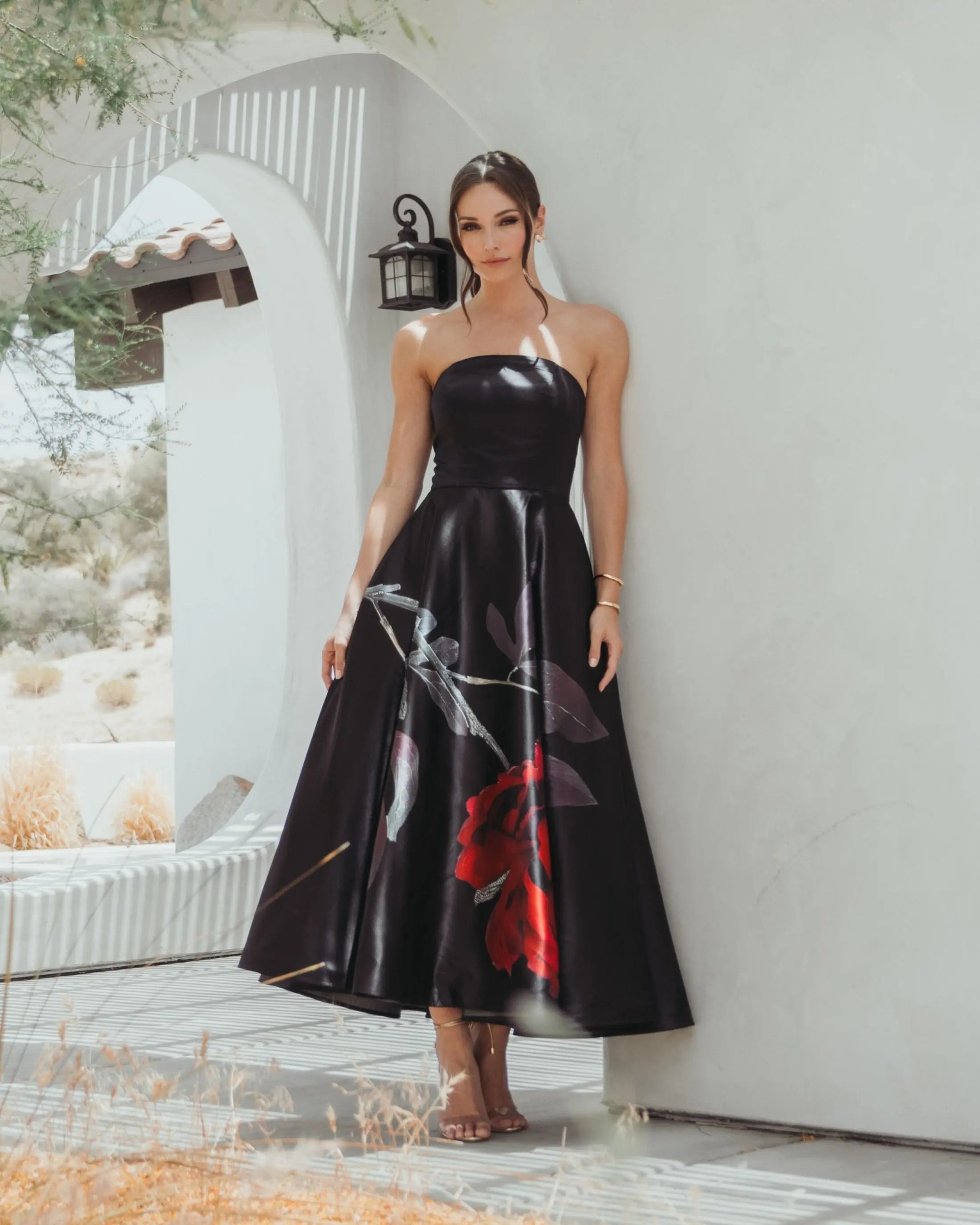 Black Satin Printed Strapless Midi Dress With Pockets-Myartka