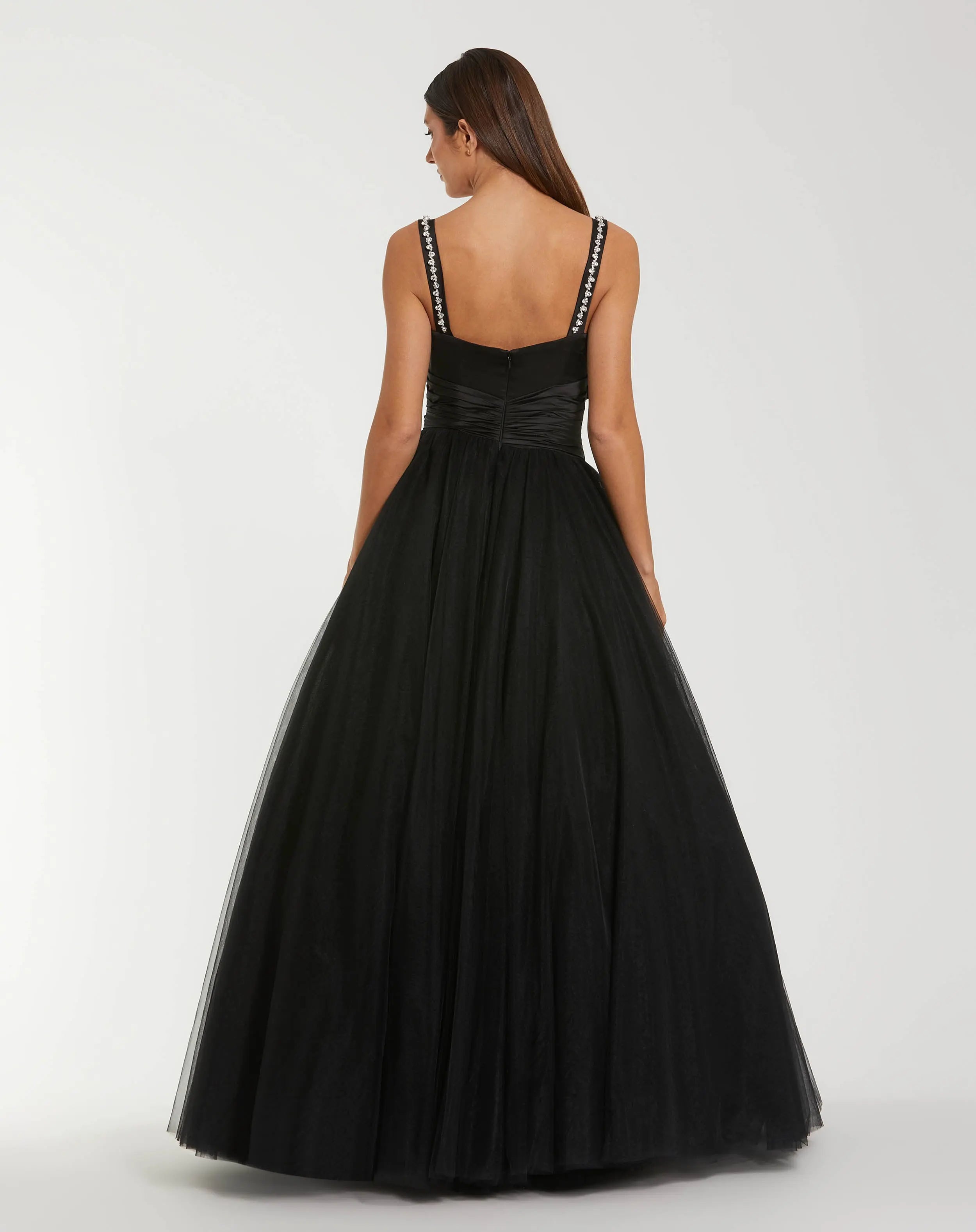 Black Sleeveless Sweetheart Neck Tulle Ball Gown With Bow-Myartka