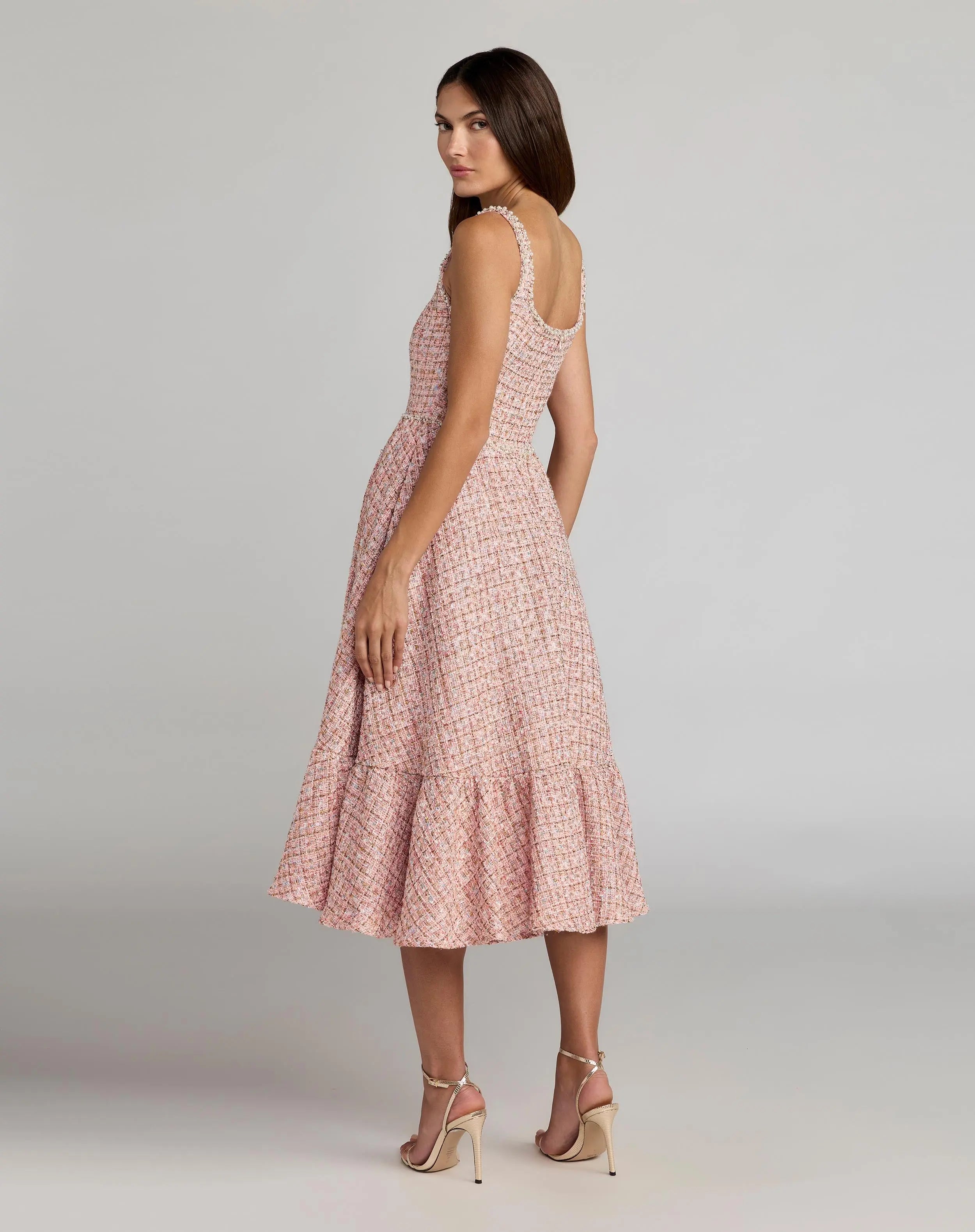 Pink Pearl Embellished Sleeveless Boucle Midi Dress-Myartka