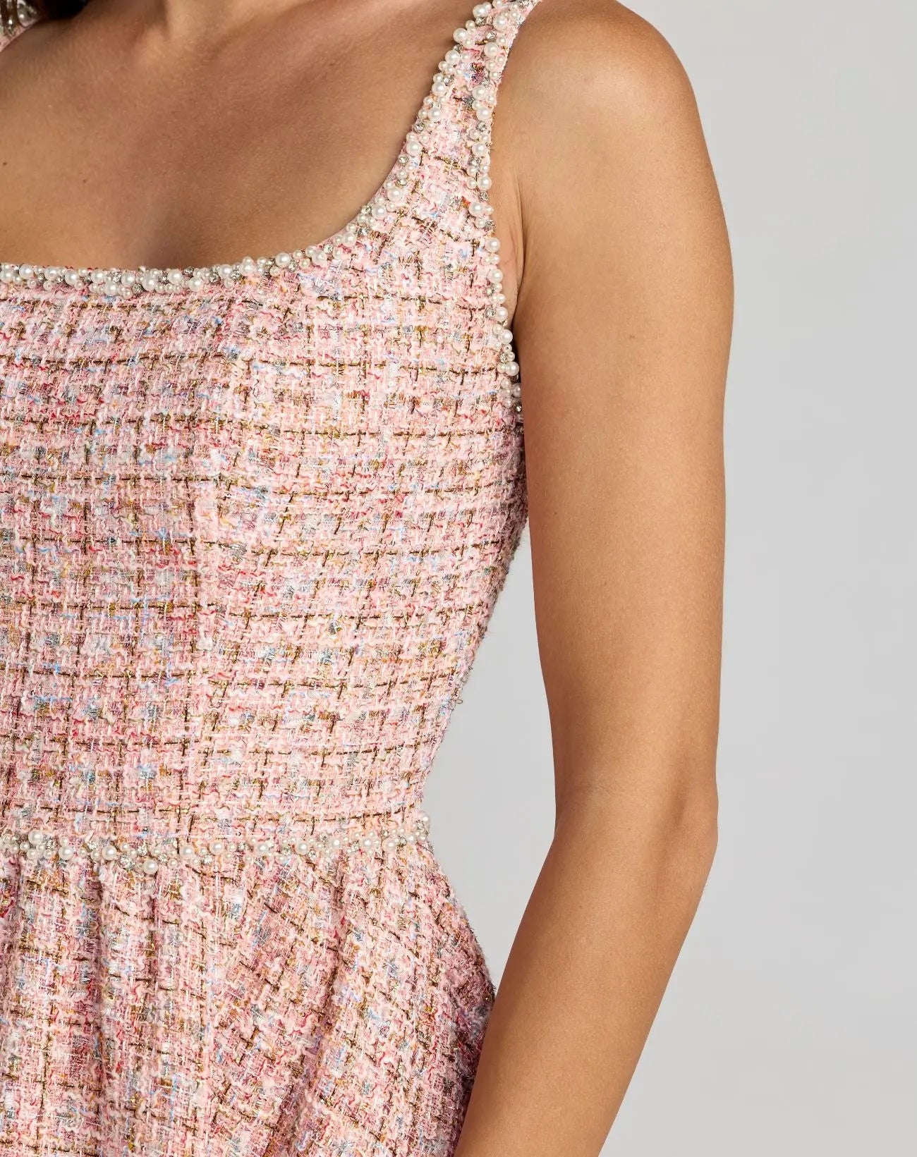 Pink Pearl Embellished Sleeveless Boucle Midi Dress-Myartka