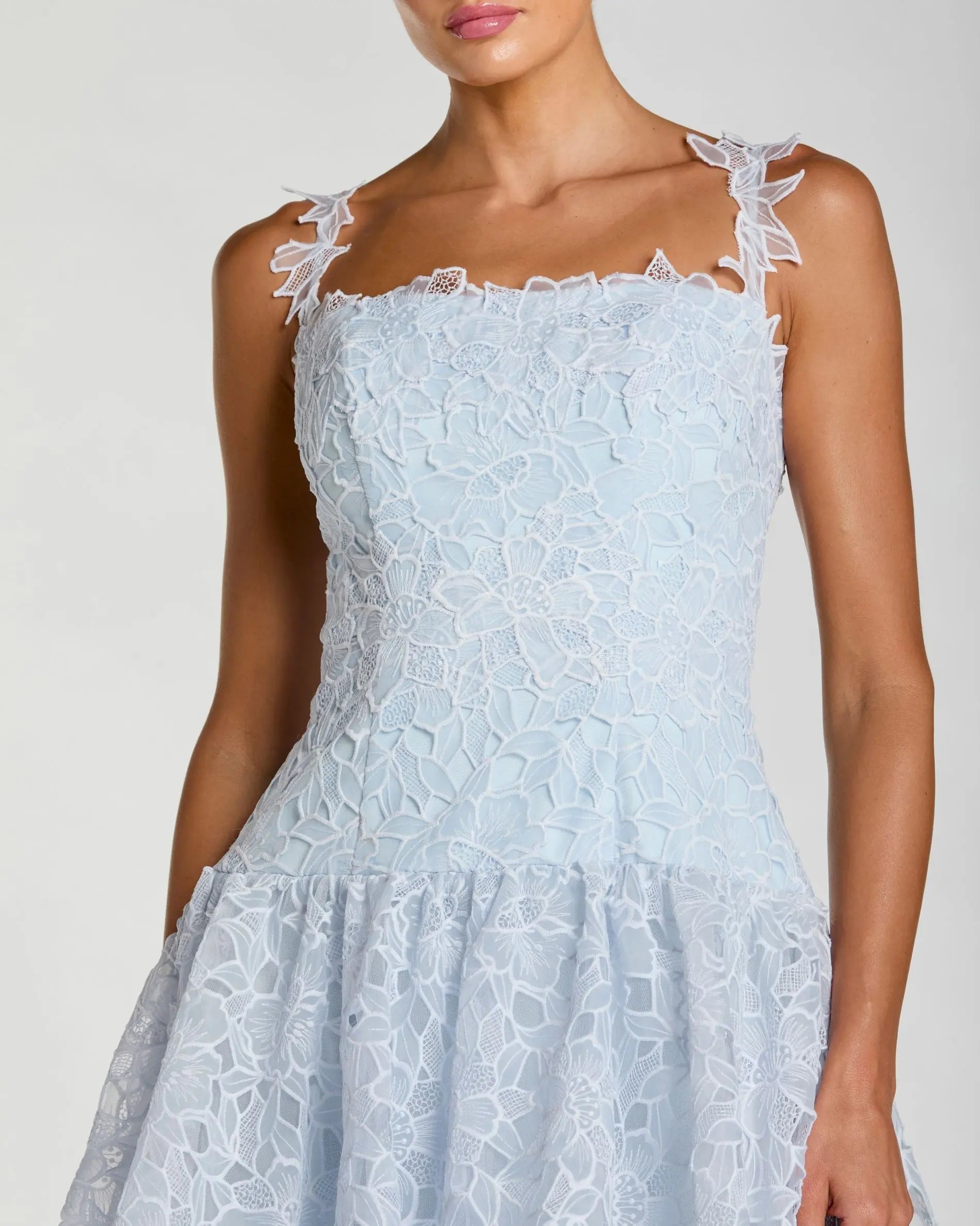 Blue Sleeveless Embroidered Lace Tiered Midi Dress-Myartka