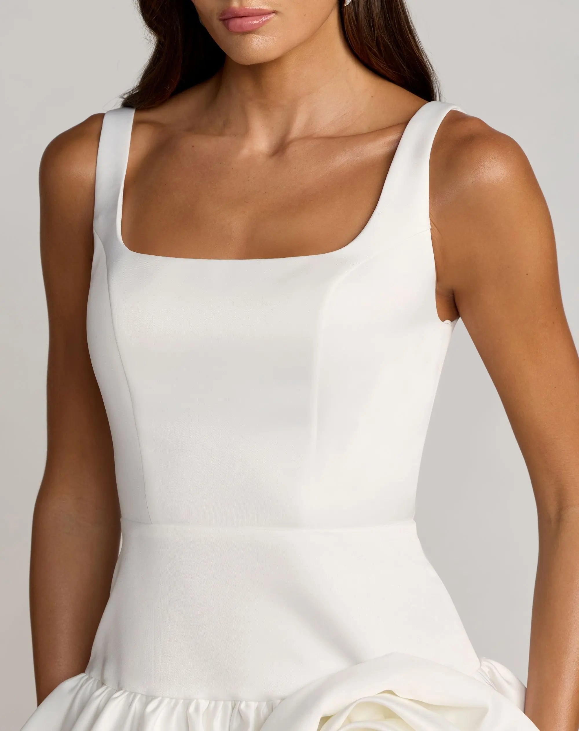 White Sleeveless Satin Bubble Hem Mini Dress-Myartka