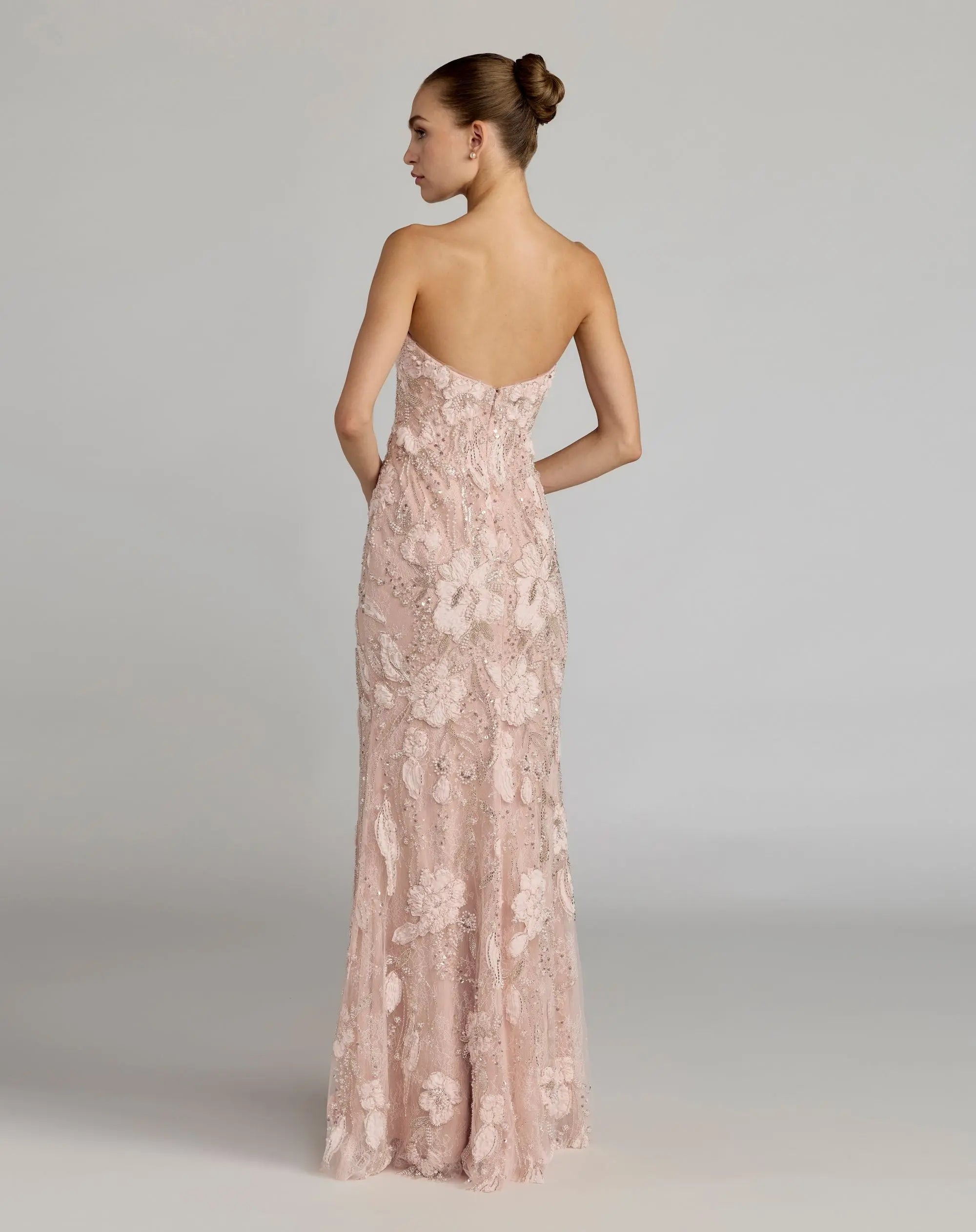 Pink Embellished Lace Strapless Sweetheart Gown-Myartka