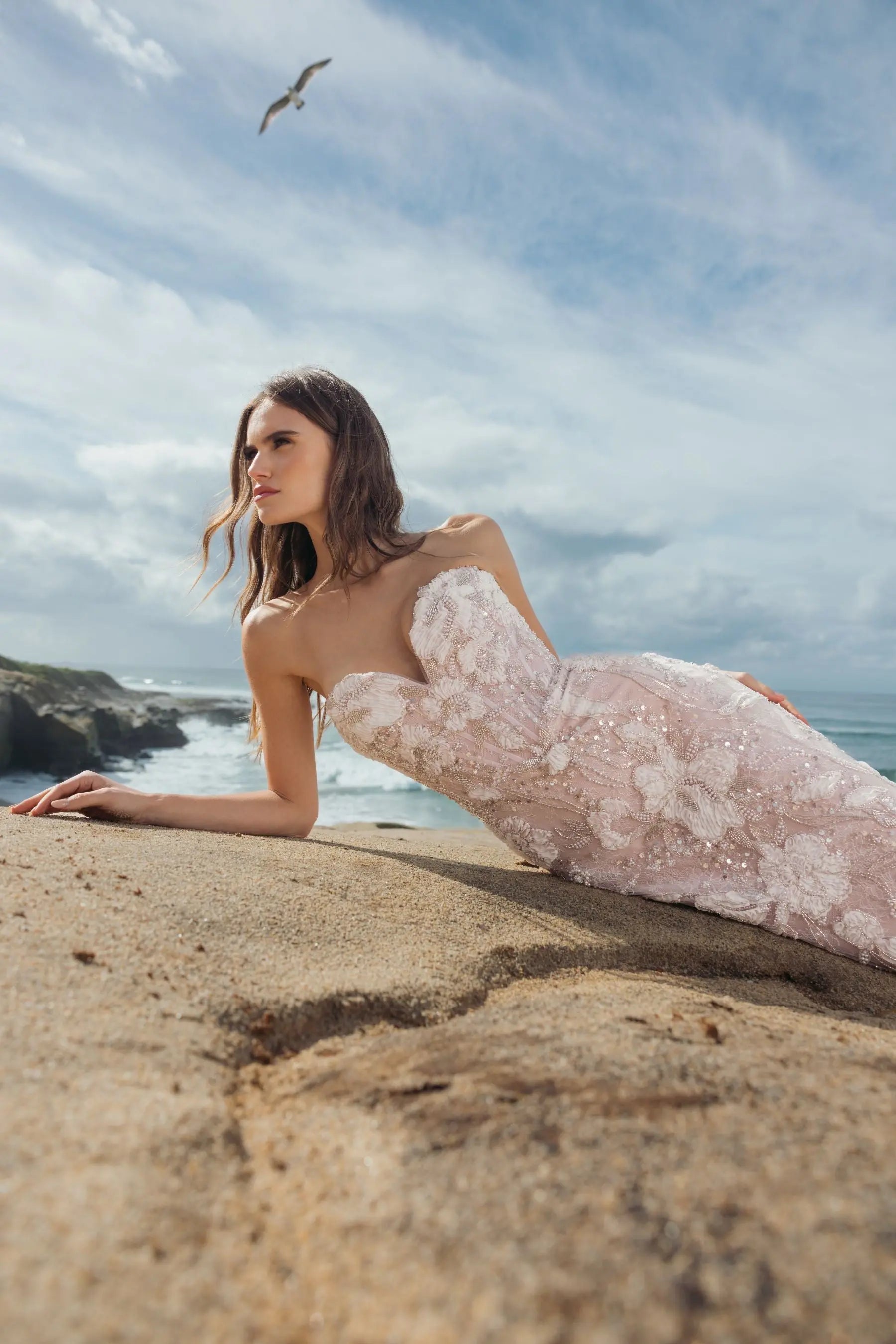 Pink Embellished Lace Strapless Sweetheart Gown-Myartka