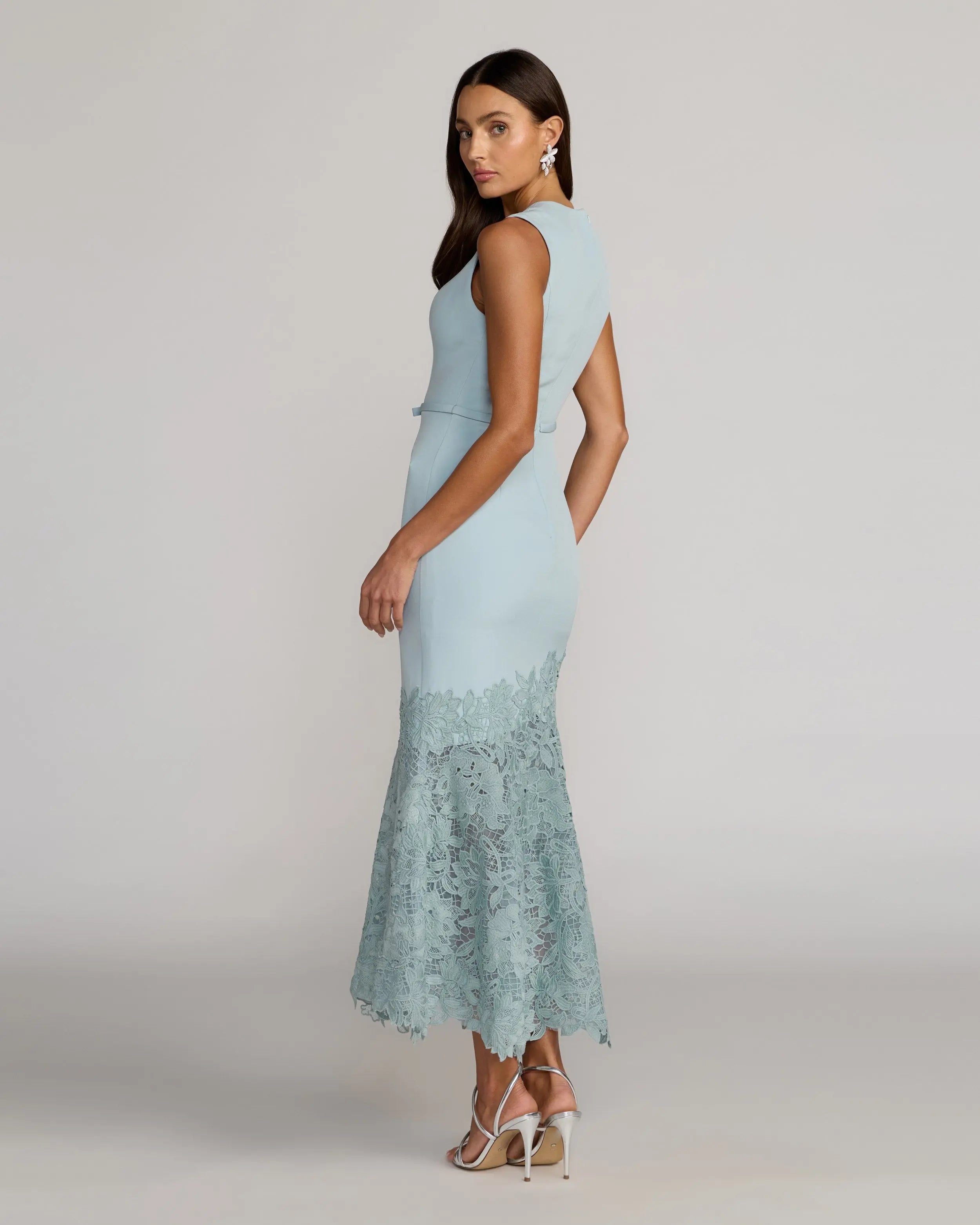 Blue Embroidered Hem Sleeveless Midi Dress with Bow-Myartka