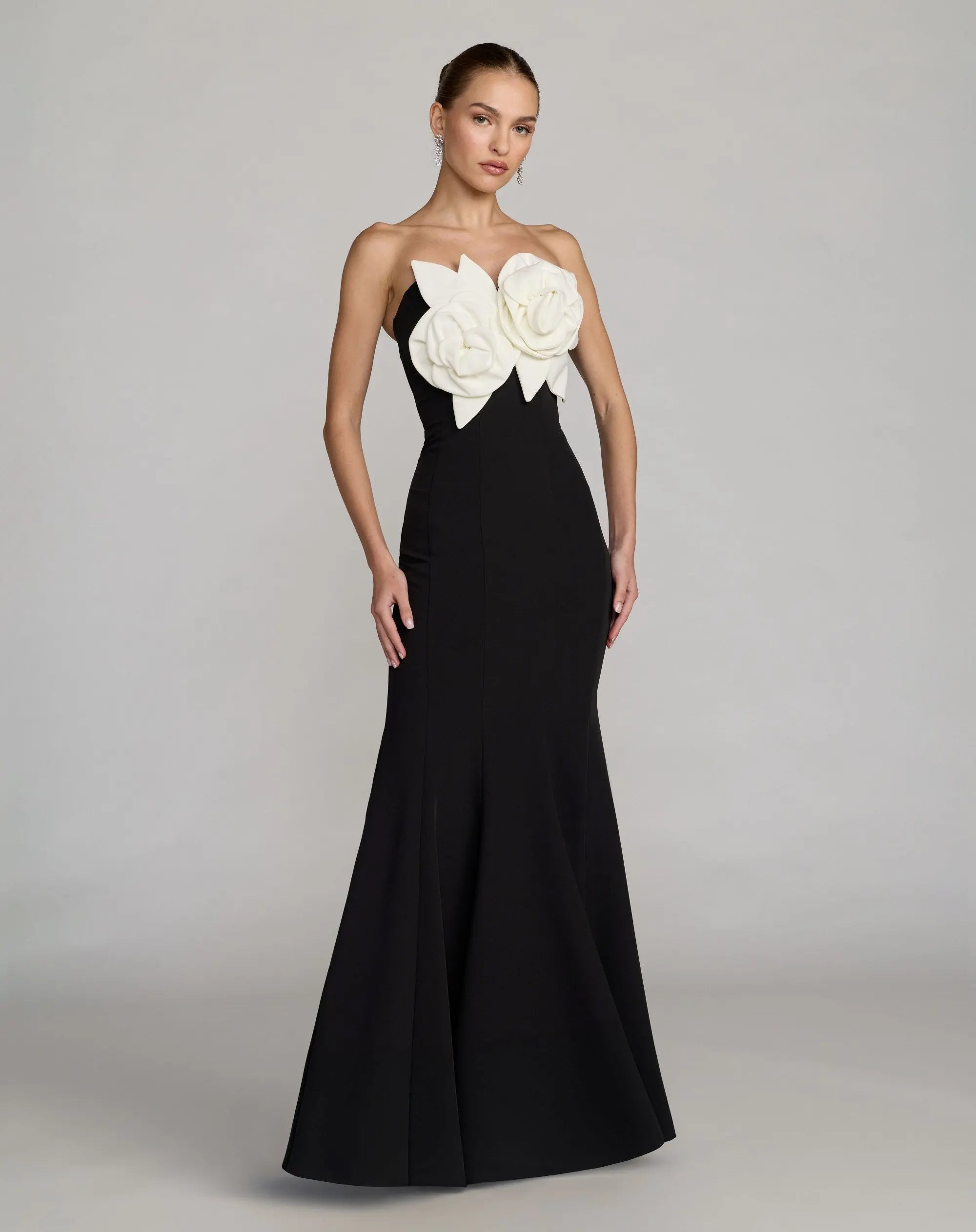 Black Strapless Crepe Mermaid Gown With 3D Flowers-Myartka