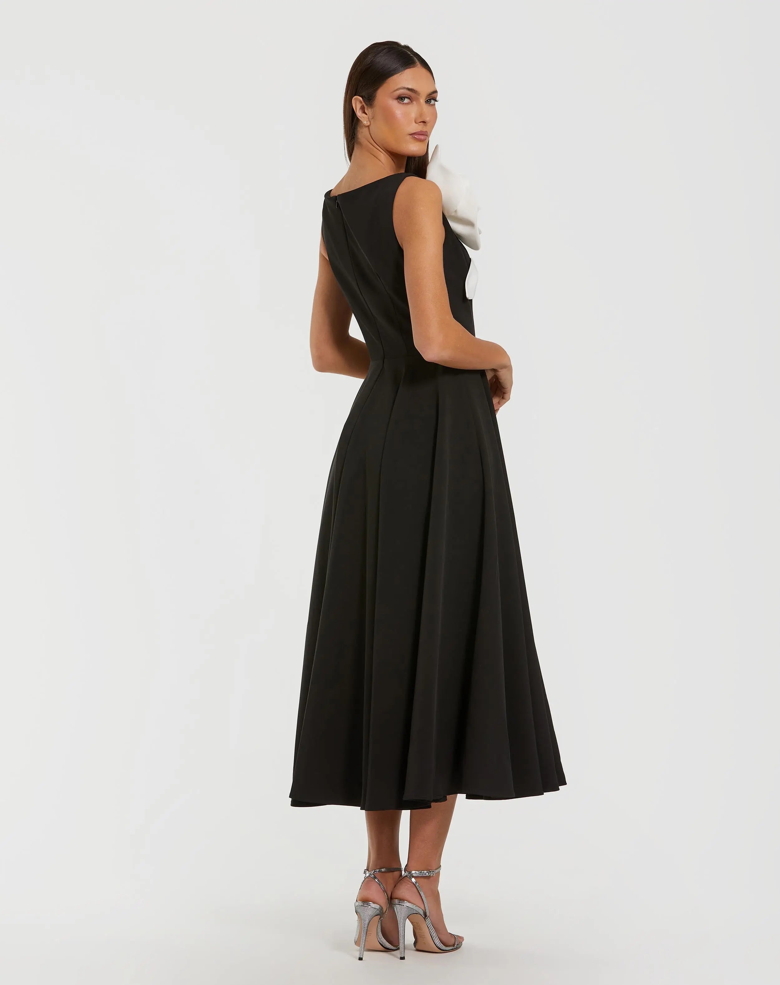 Black Crepe A Line Midi Dress with 3D Flower-Myartka
