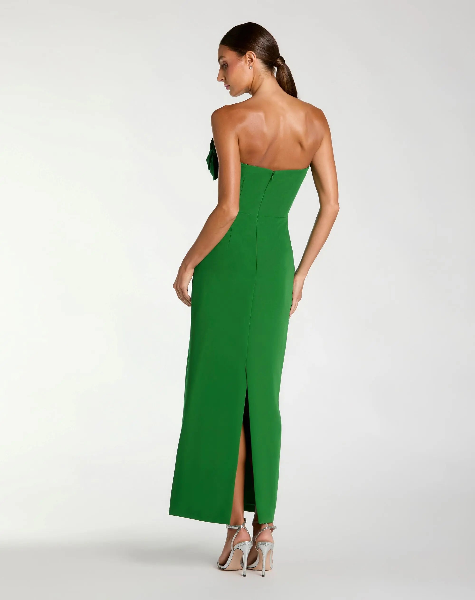 Green Strapless Crepe Dress With 3D Flower Detail-Myartka