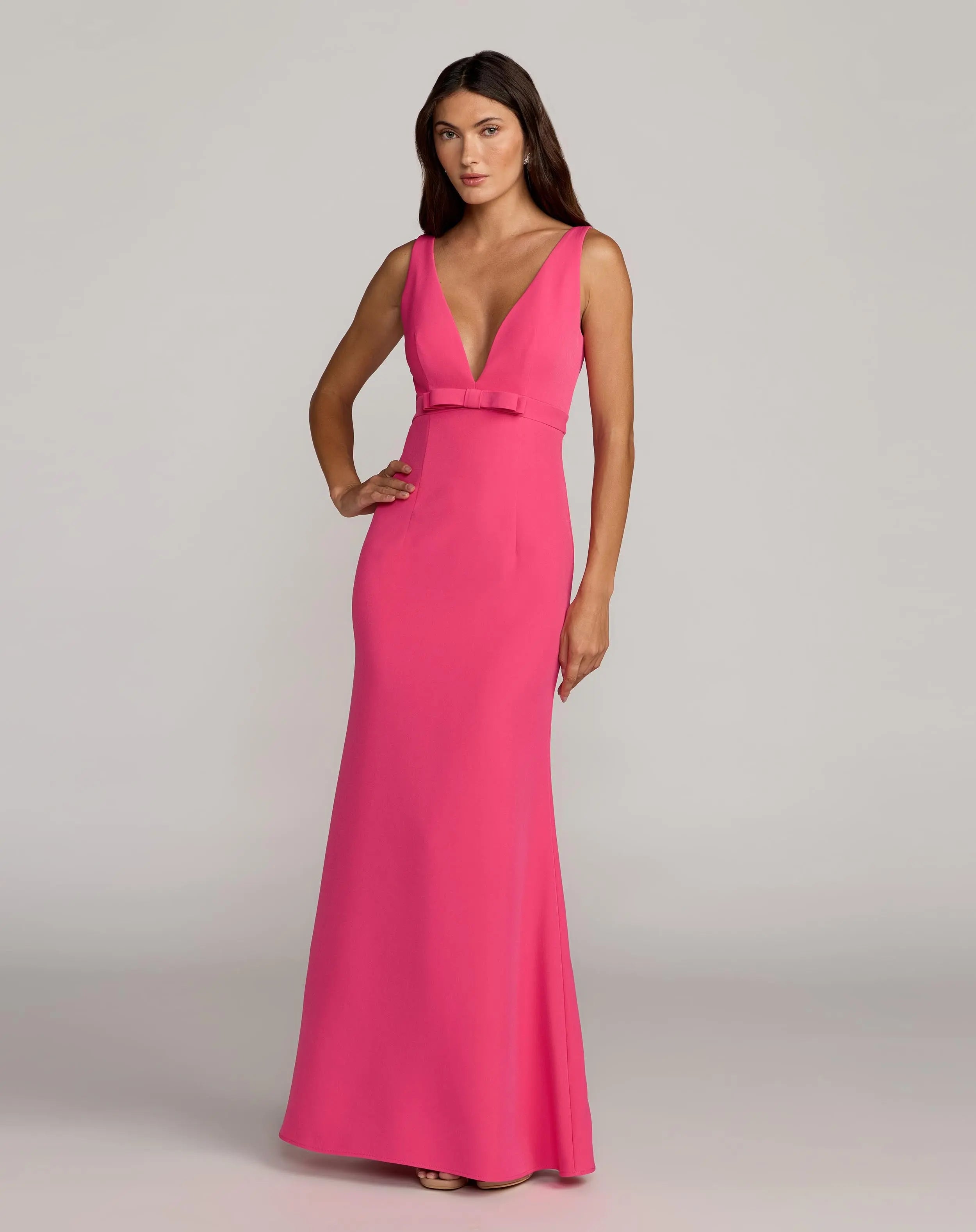 Pink Crepe V-Neck Mermaid Gown with Bow-Myartka