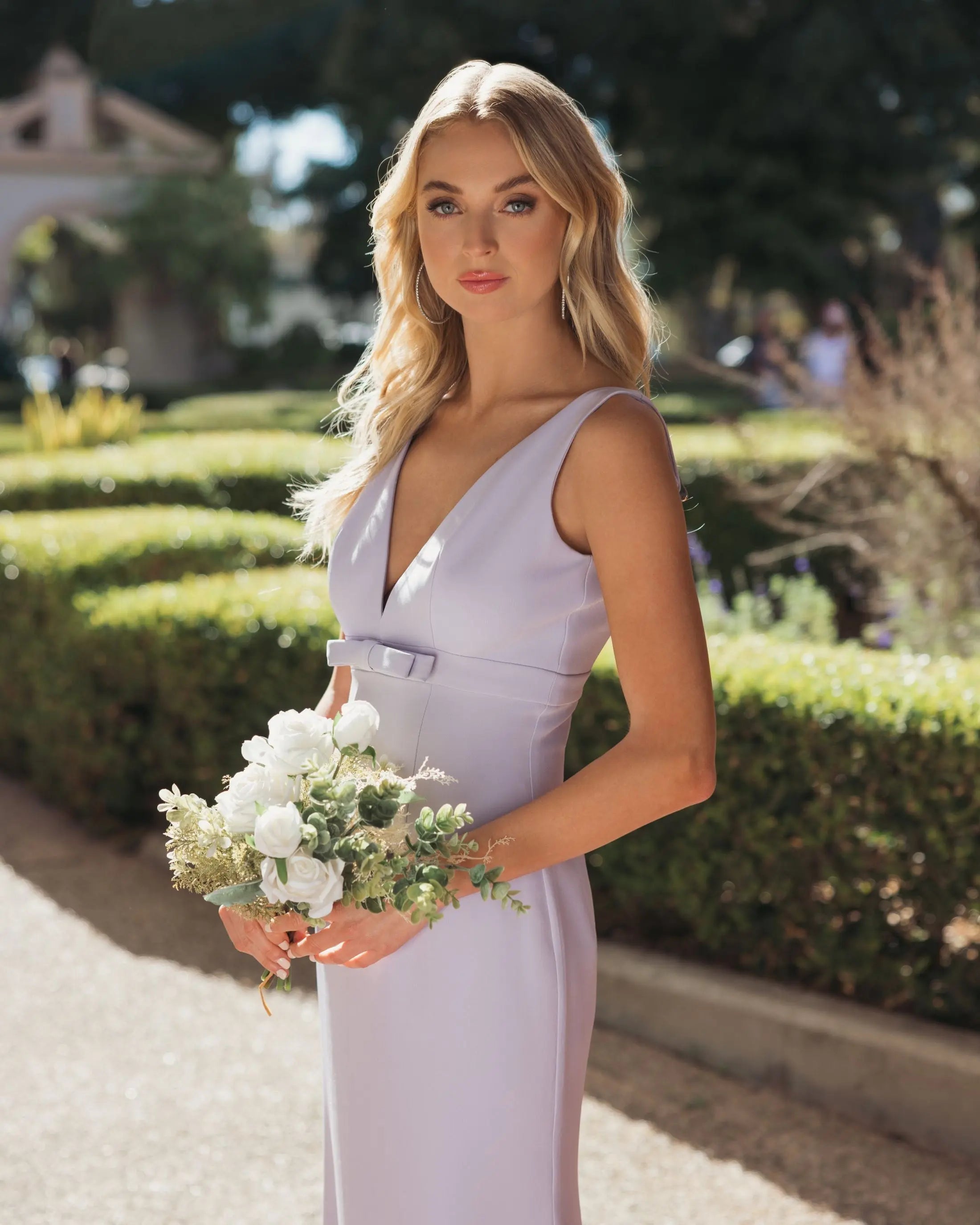 Purple Sleeveless V Neck Mermaid Gown With Bow-Myartka