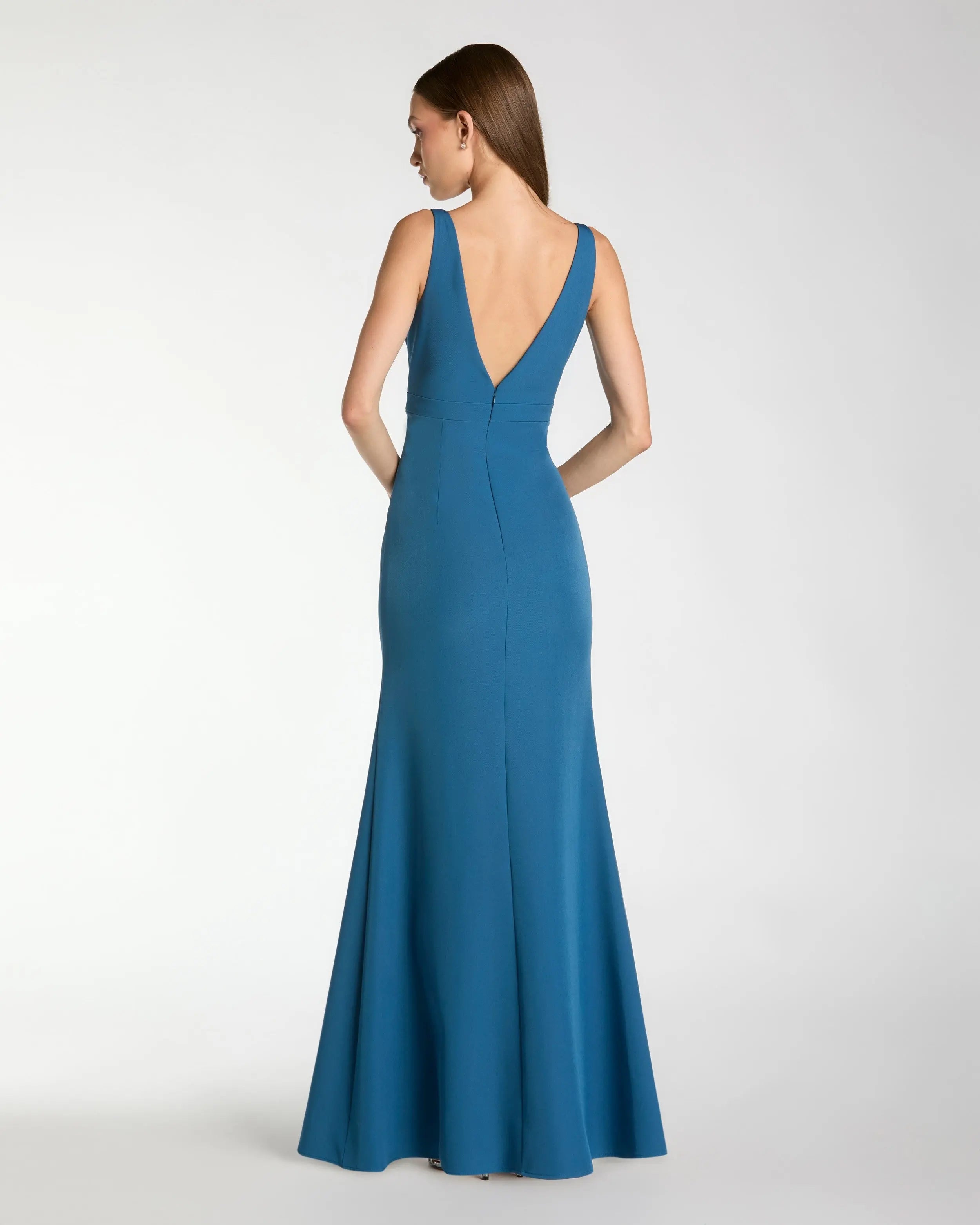 Blue Crepe Sleeveless V Neck Mermaid Gown With Bow-Myartka