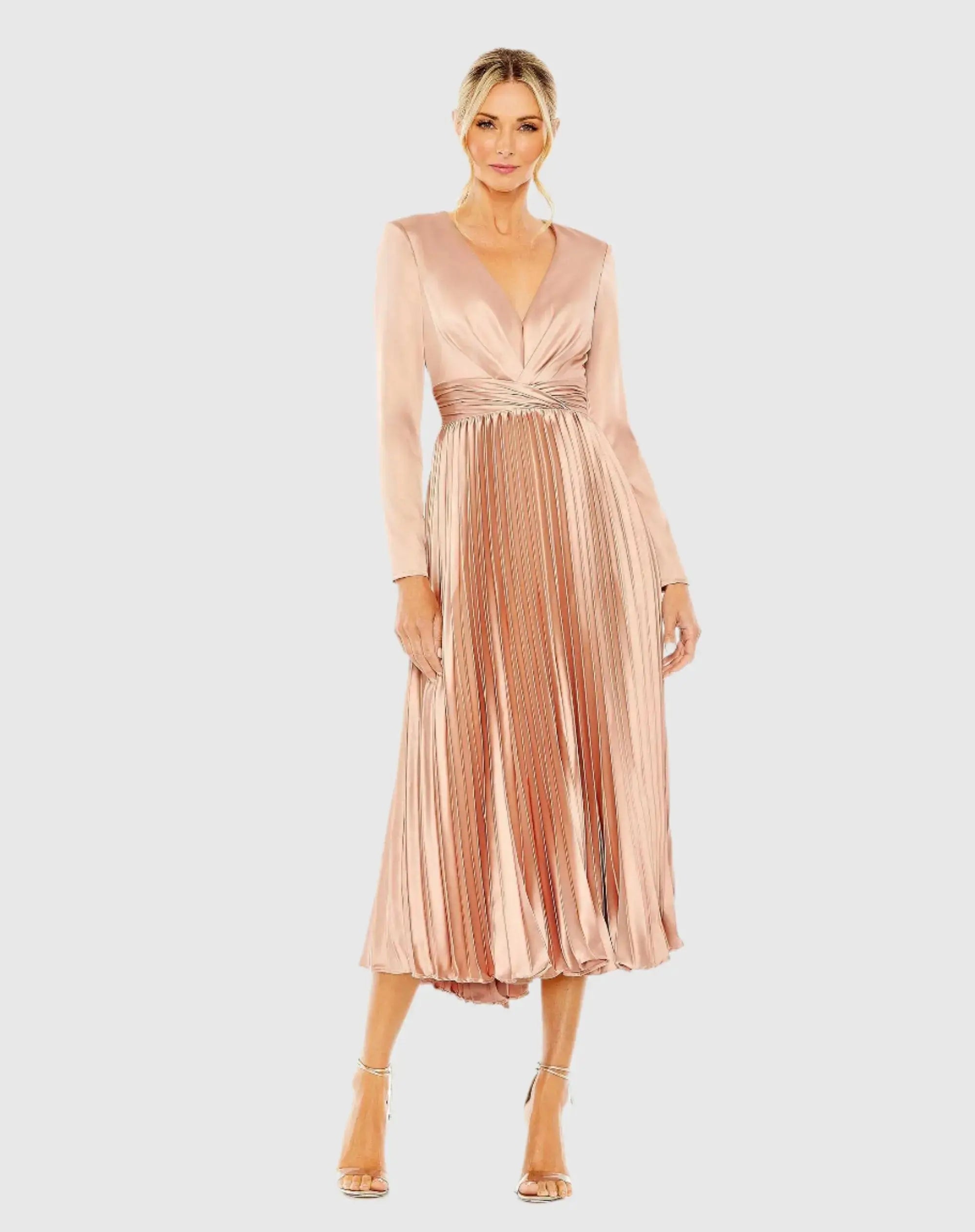 Pleated Long Sleeve V-Neck Dress-Myartka