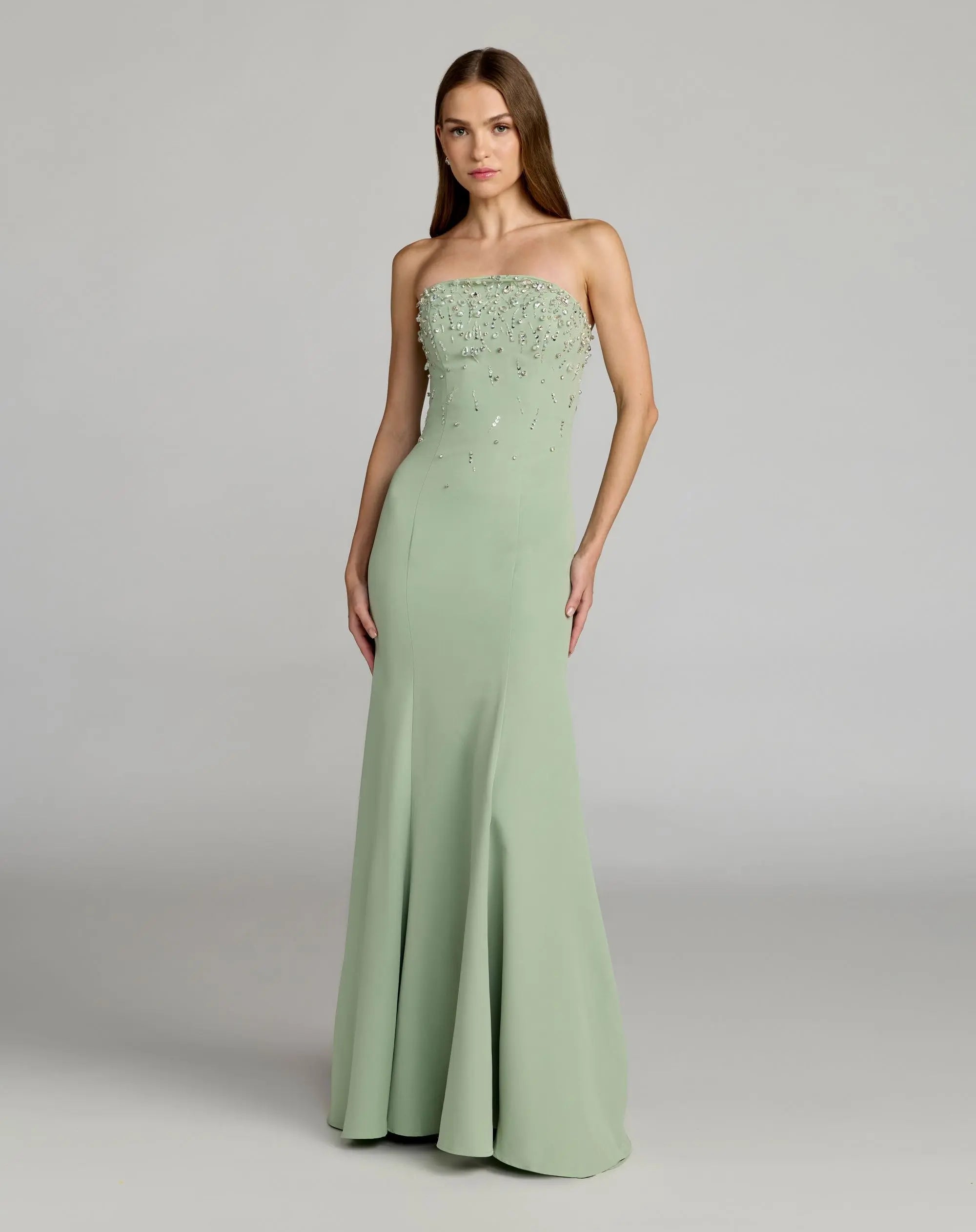 Green Strapless Embellished Crepe Mermaid Gown-Myartka