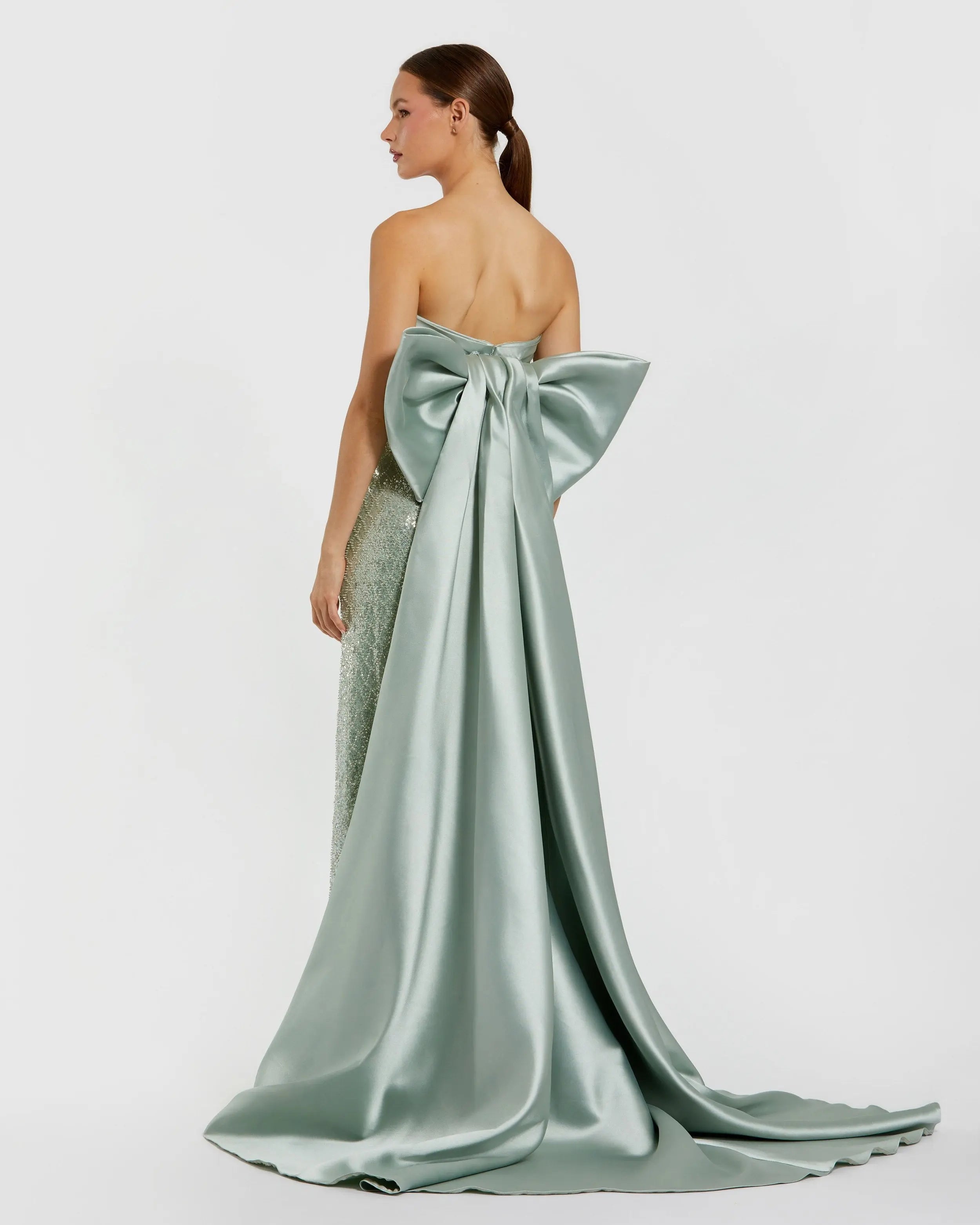 Green Strapless Embellished Gown With Back Bow Detail-Myartka