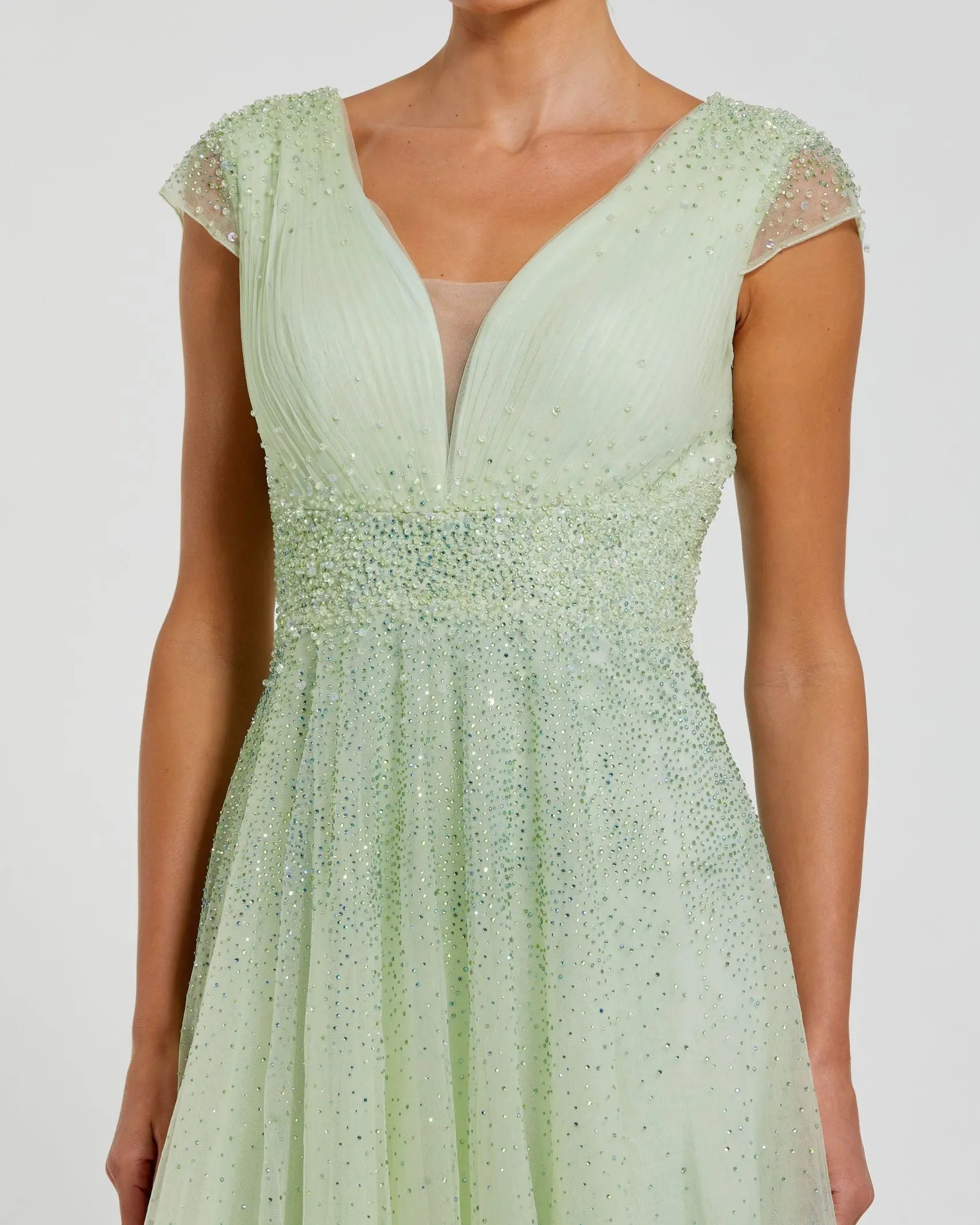 Green Embellished Cap Sleeve V Neck Tulle Gown-Myartka