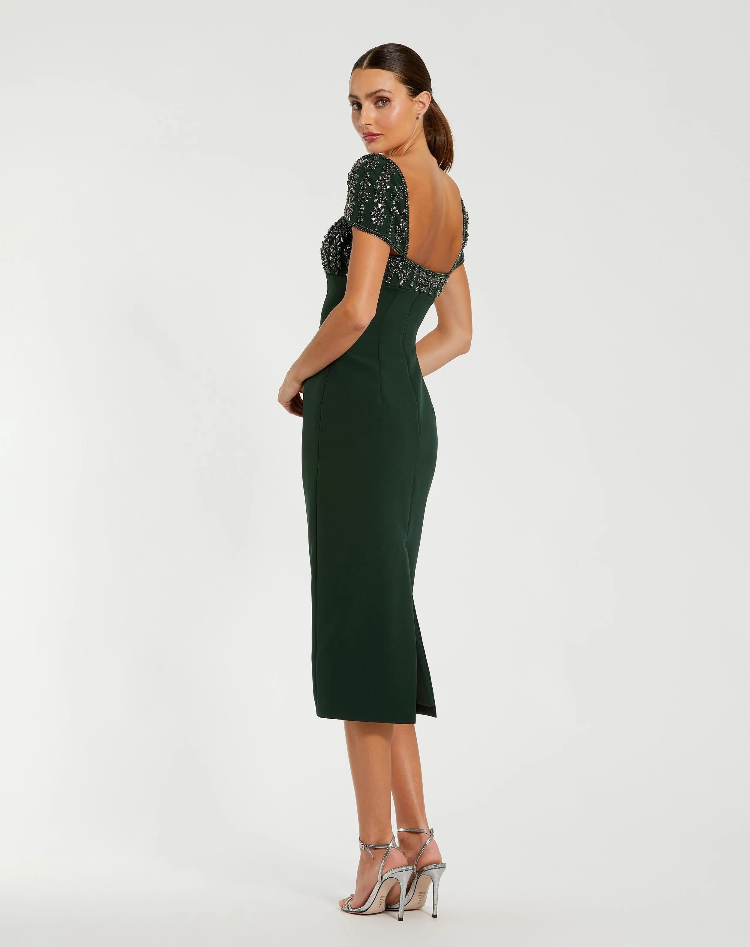 Green Embellished Cap Sleeve Crepe Midi Dress-Myartka