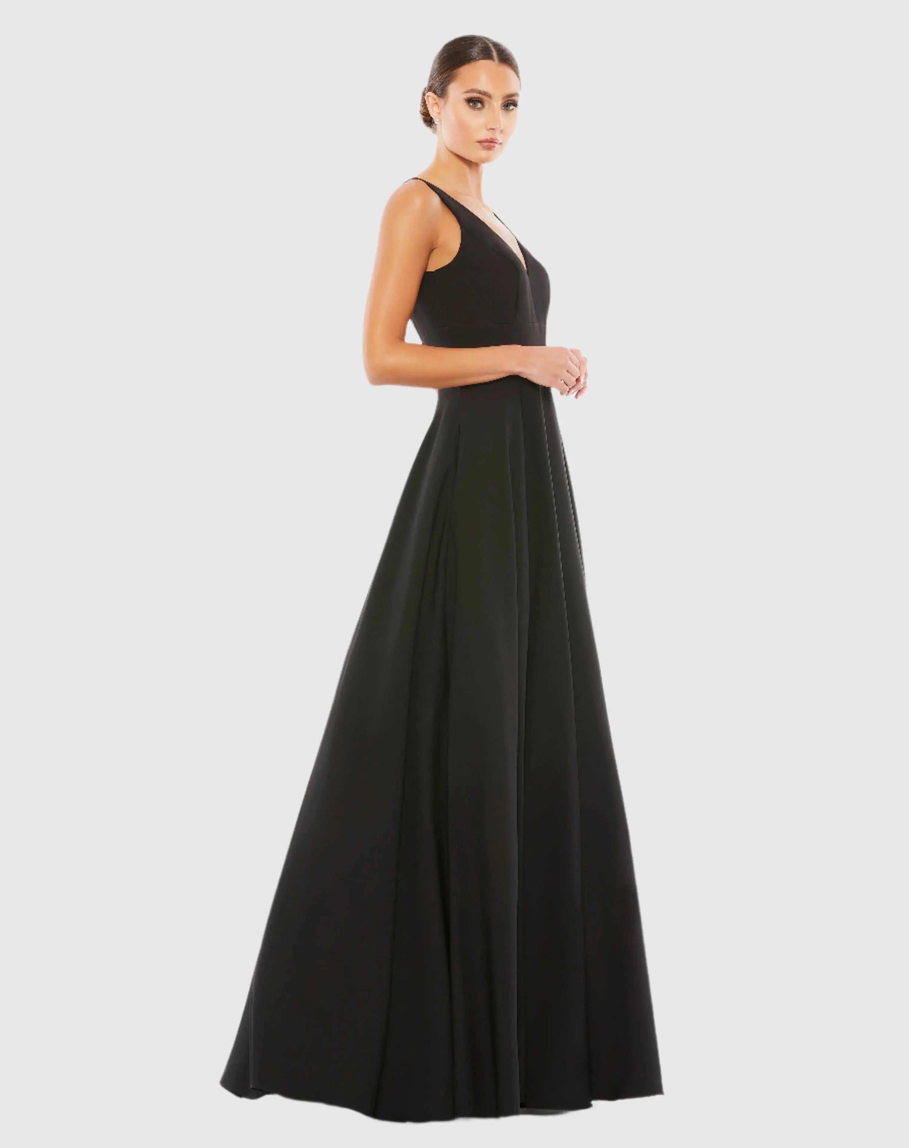 Black Classic Sleeveless A-Line Gown with Pockets-Myartka