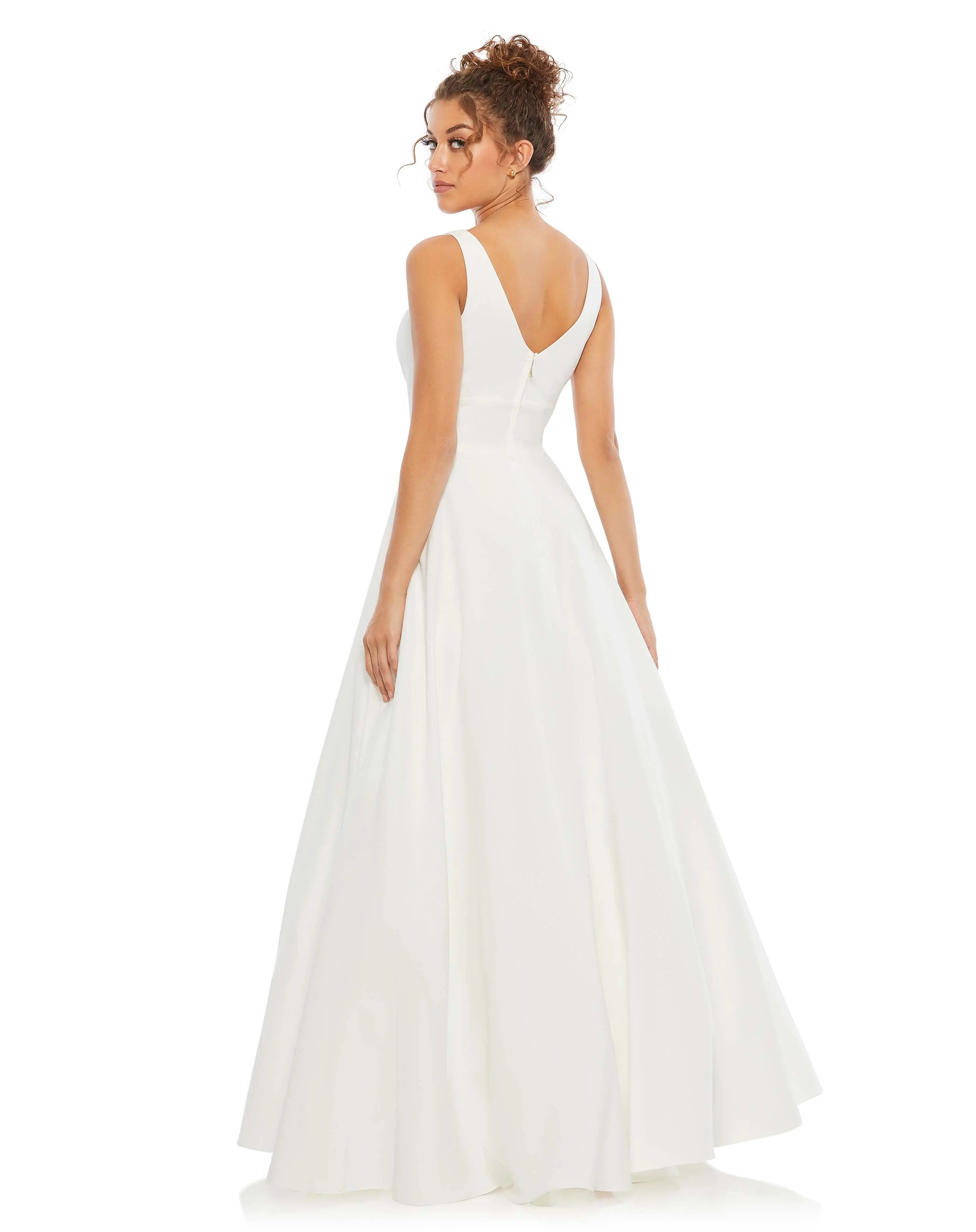 White Classic Sleeveless A-Line Gown with Pockets-Myartka