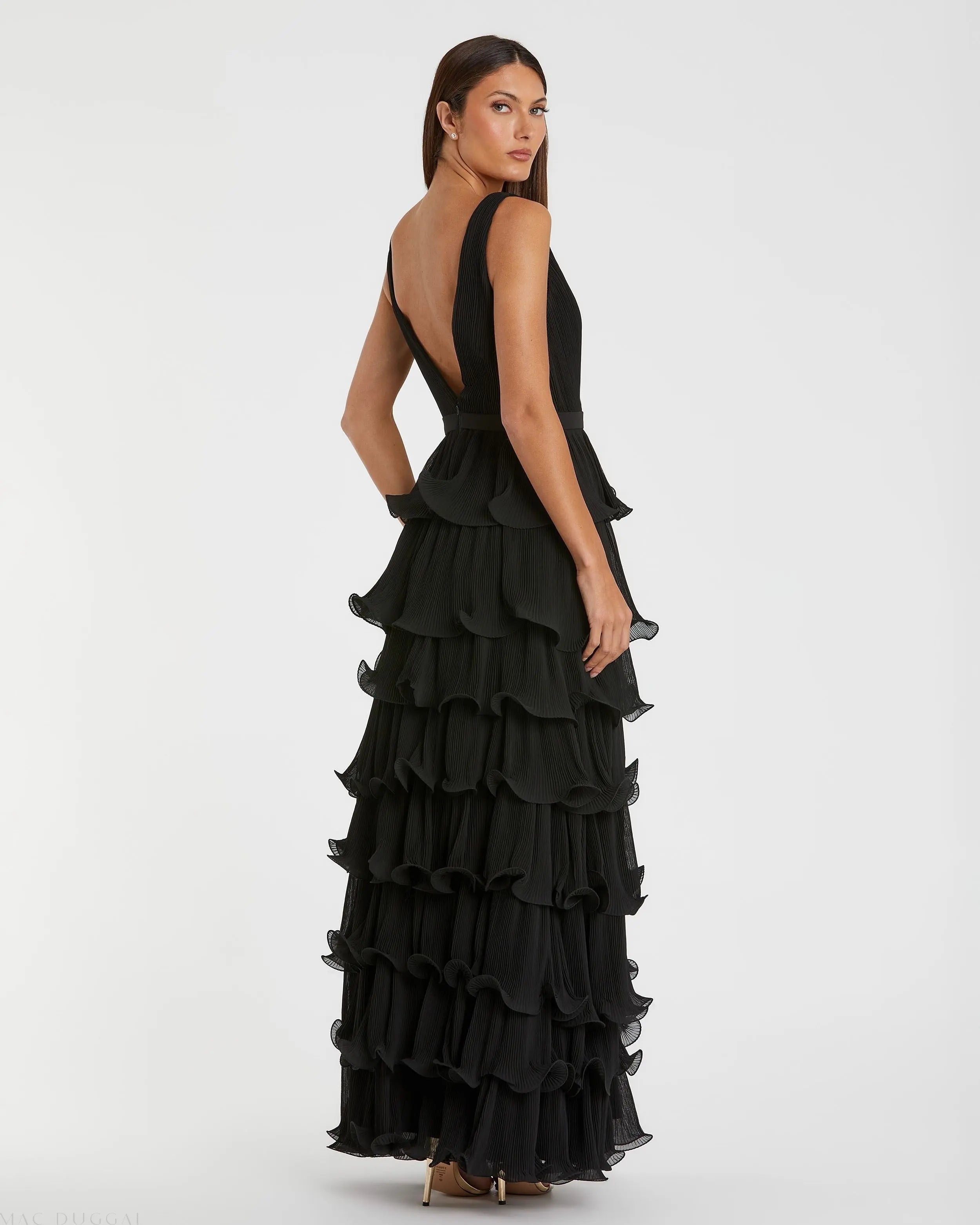 Black Sleeveless Ruffle Tiered V Neck Gown-Myartka