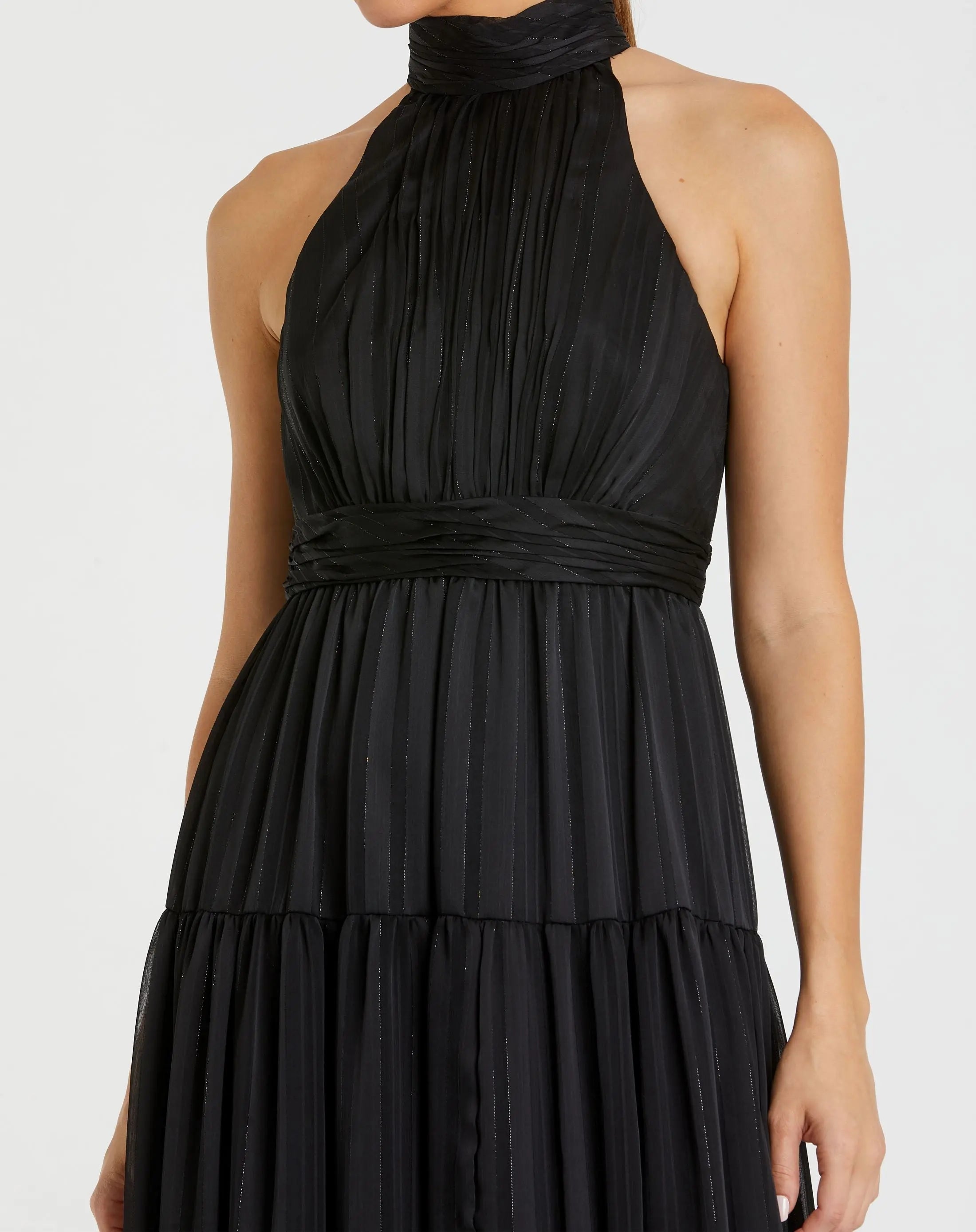 Black Tie Halter Neck Tiered Gown-Myartka