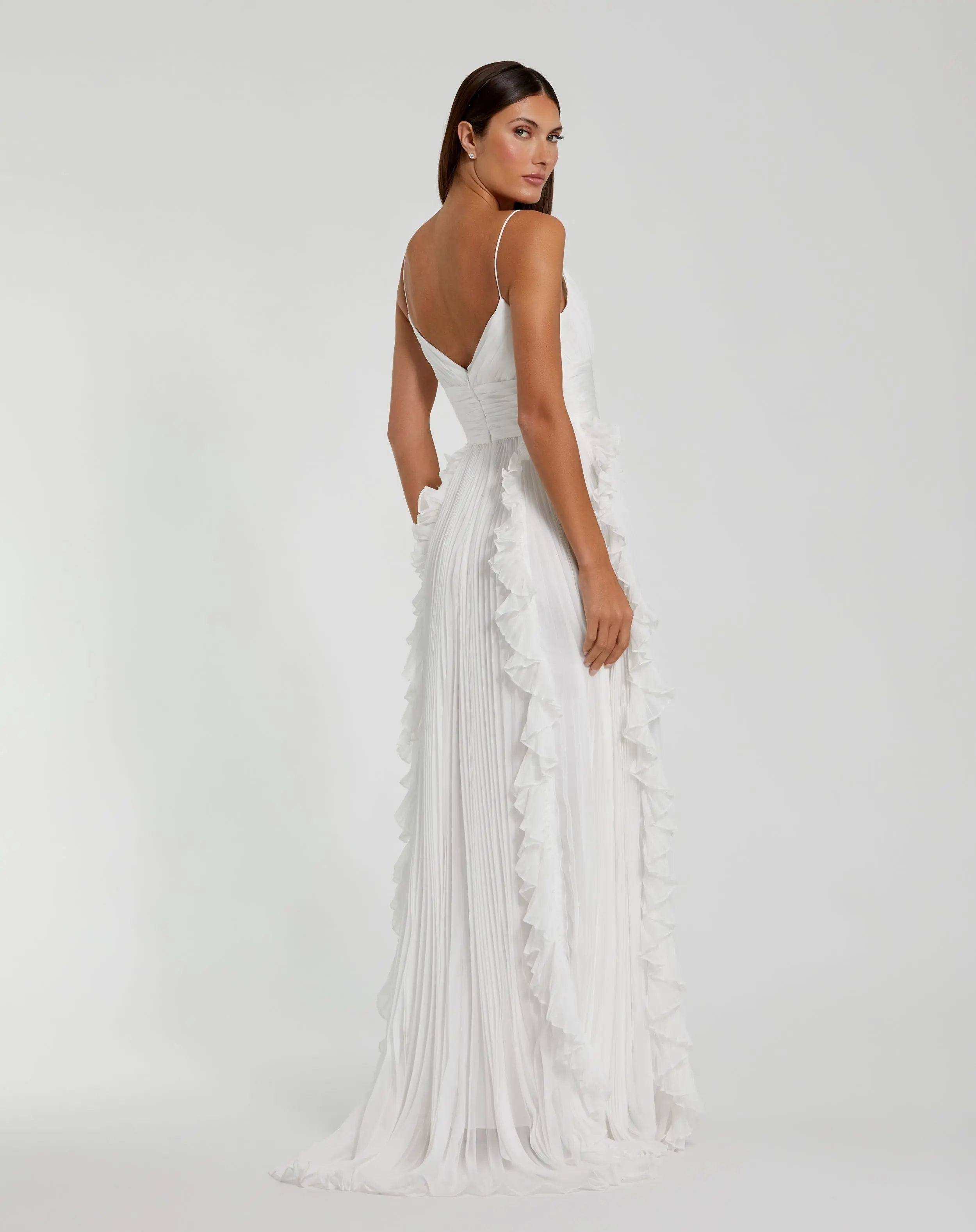 White Pleated Sleeveless Flowy Chiffon Gown-Myartka
