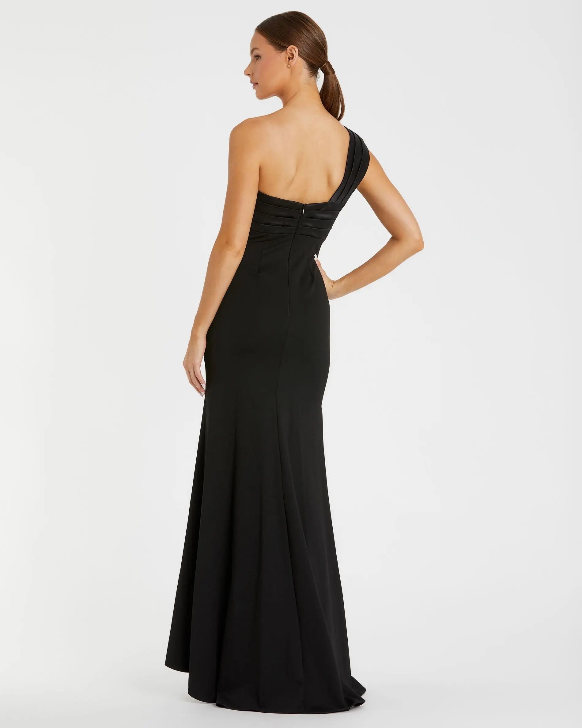 Black One Shoulder Draped Trumpet Gown-Myartka