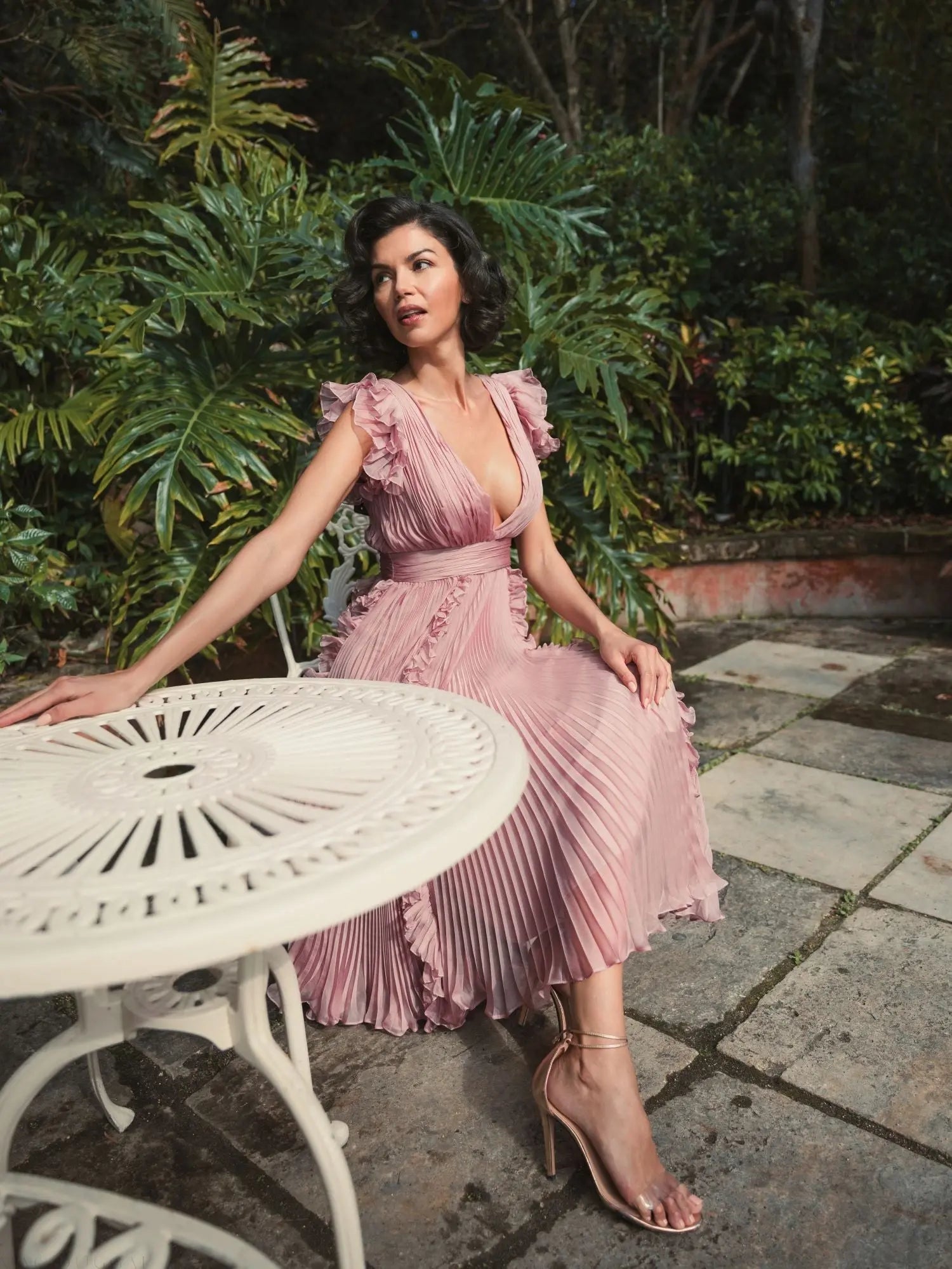 Pink Pleated Chiffon V Neck Ruffle Midi Dress-Myartka