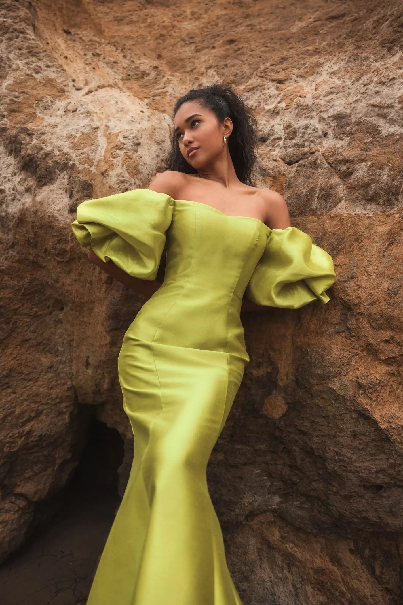Green Sweetheart Off The Shoulder Puff Sleeve Gown-Myartka