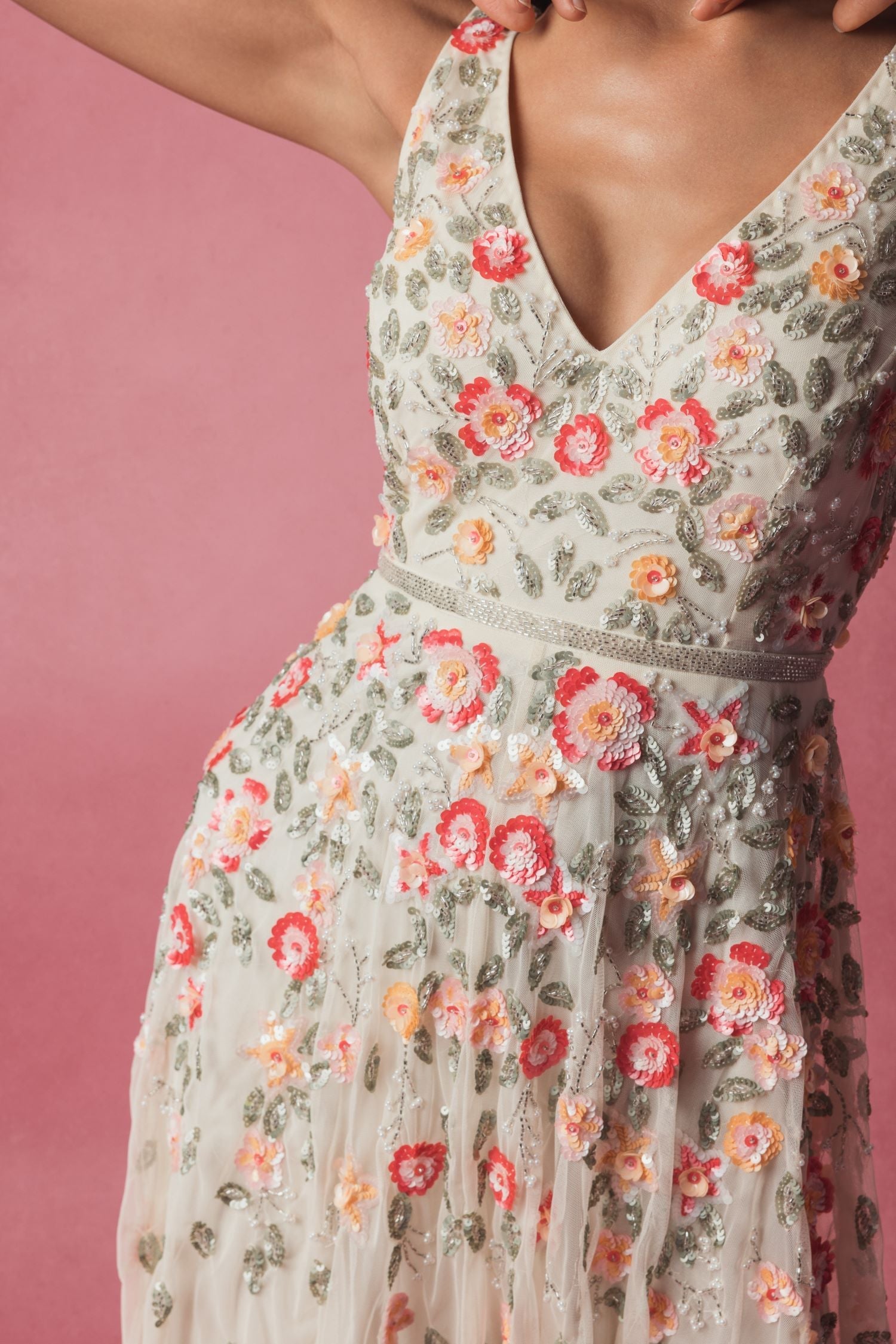 White V-Neck Sleeveless Midi Floral Beaded A-line Dress-Myartka