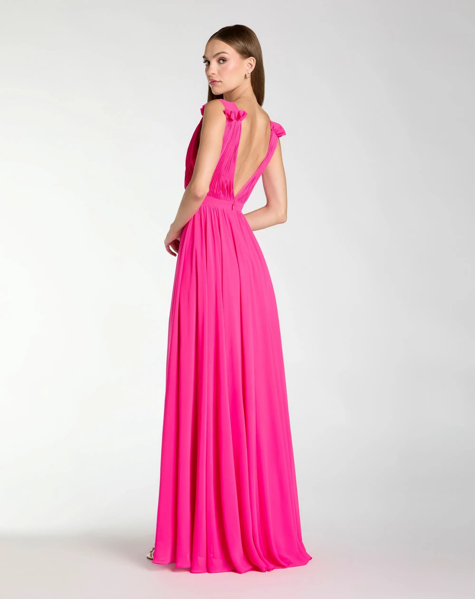 Pink Sleeveless Pleated Chiffon V-Neck Gown-Myartka