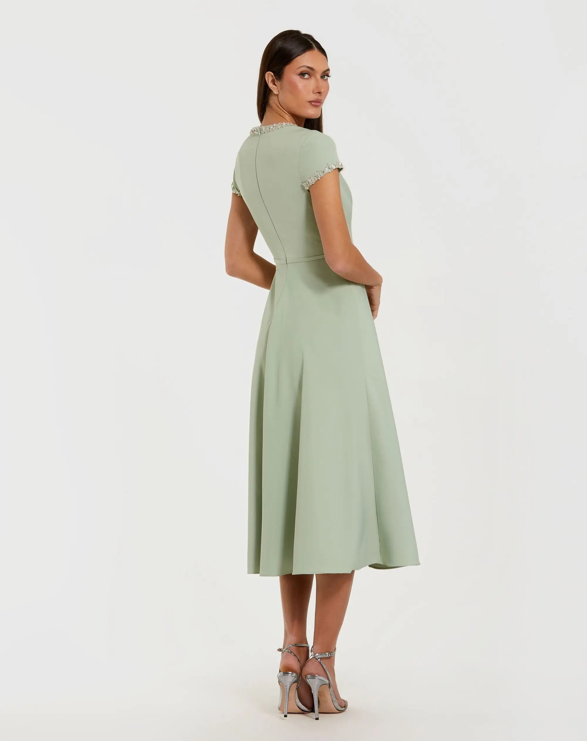Green Embellished Crepe Cap Sleeve Midi Dress-Myartka