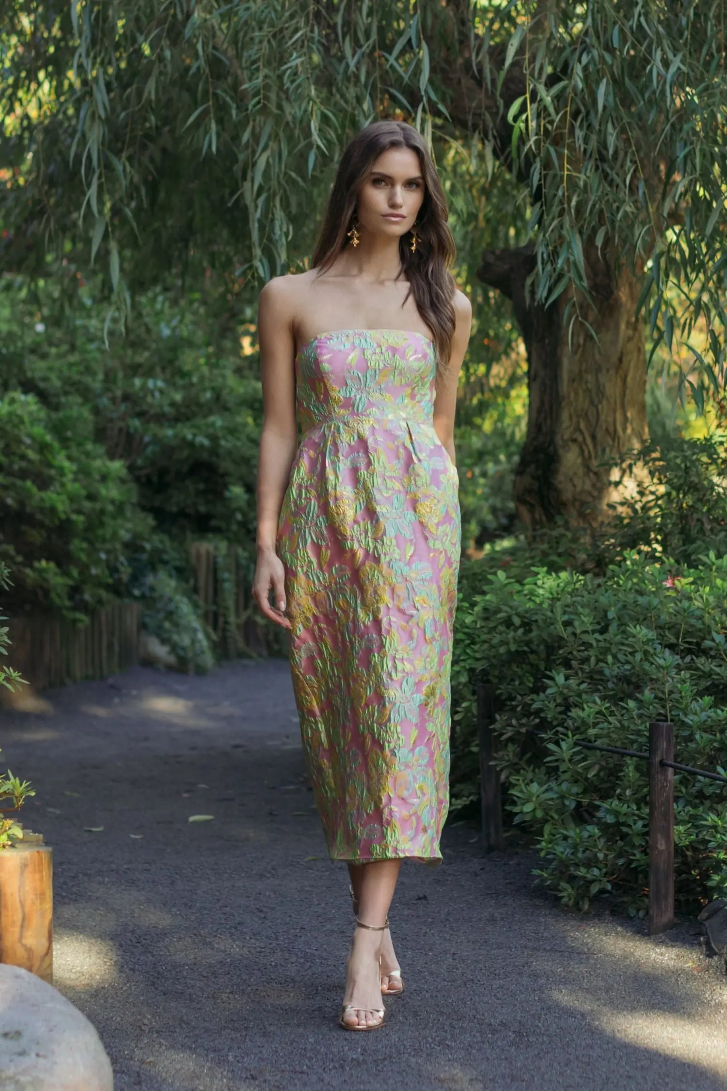 Multicolor Strapless Floral Brocade Midi Dress-Myartka