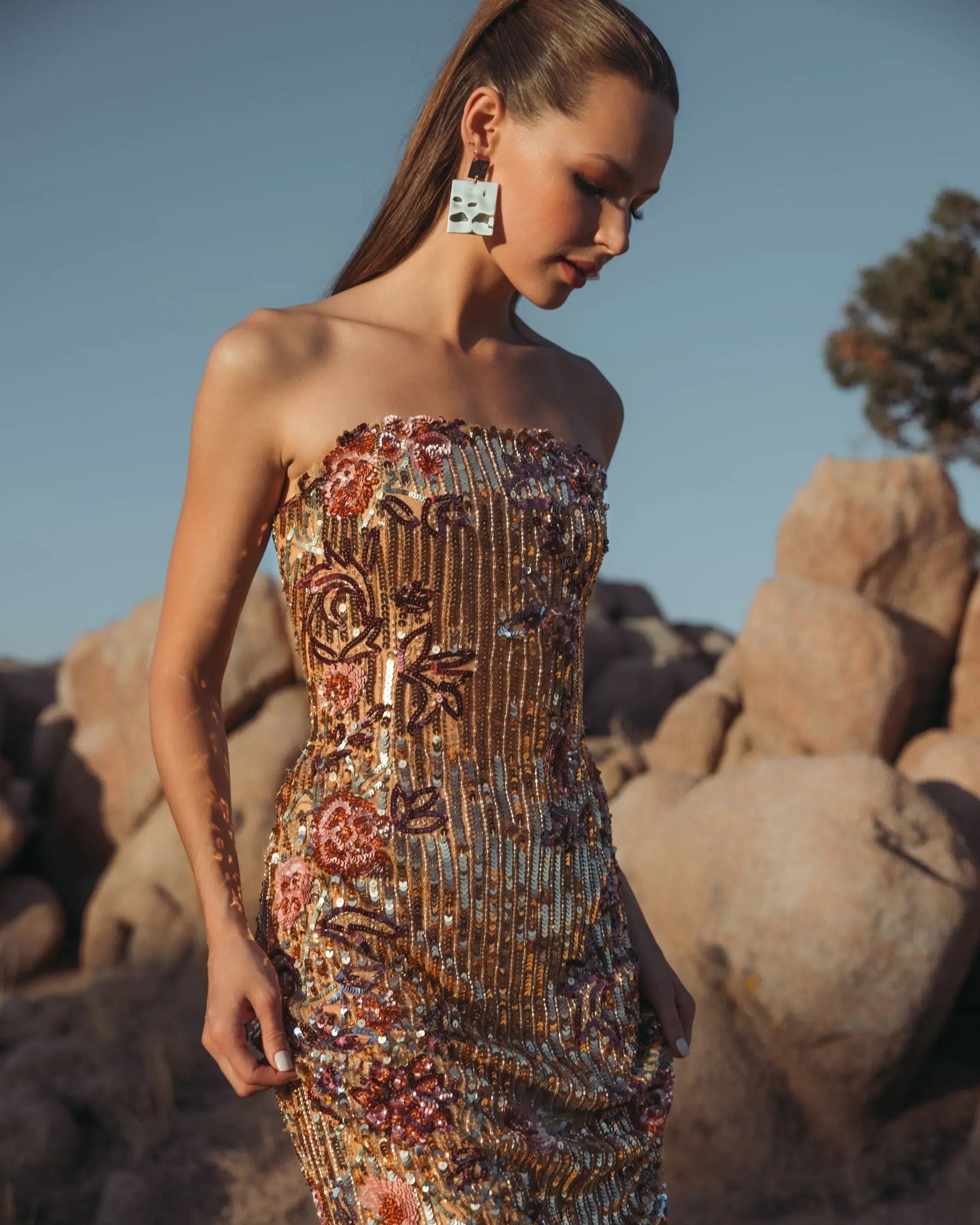 Gold Floral Embellished Strapless Column Dress-Myartka