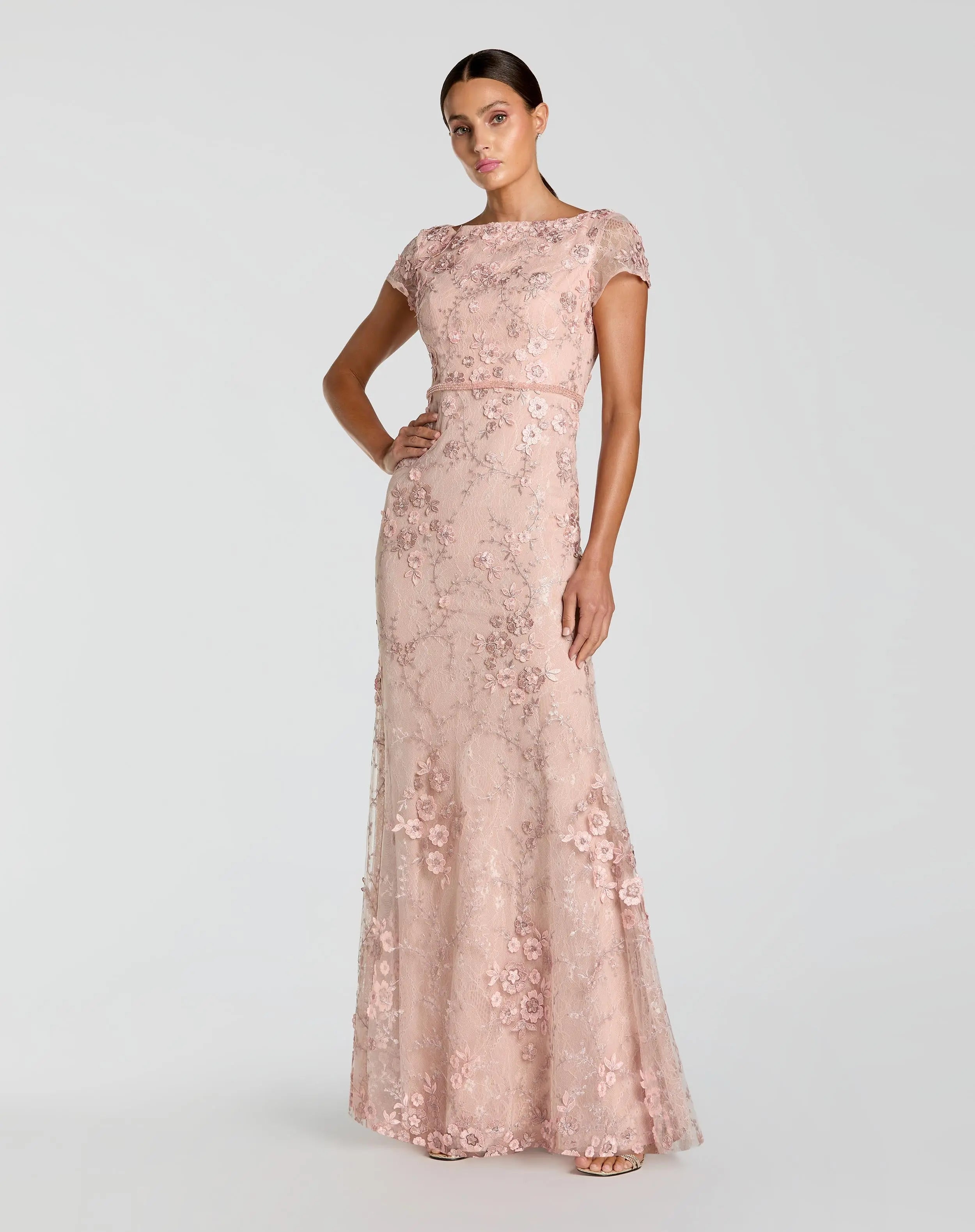 Pink Floral Applique Boat Neck Cap Sleeve Gown-Myartka