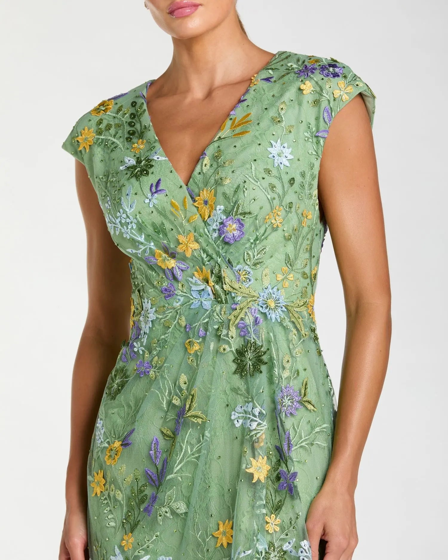 Green Faux Wrap Embroidered Cap Sleeve Gown-Myartka