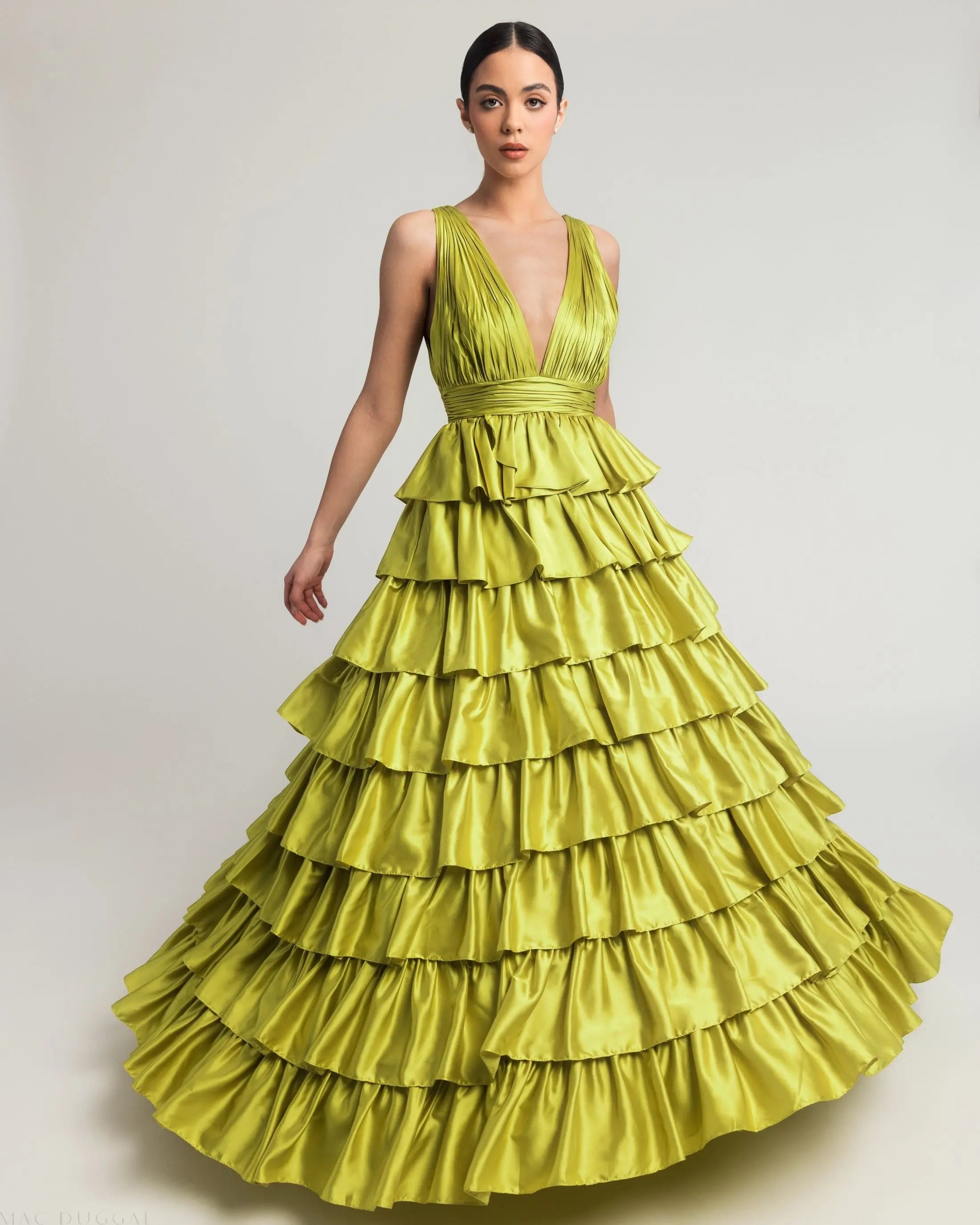Green Ruffle Tiered Pleated Sleeveless V Neck Gown-Myartka