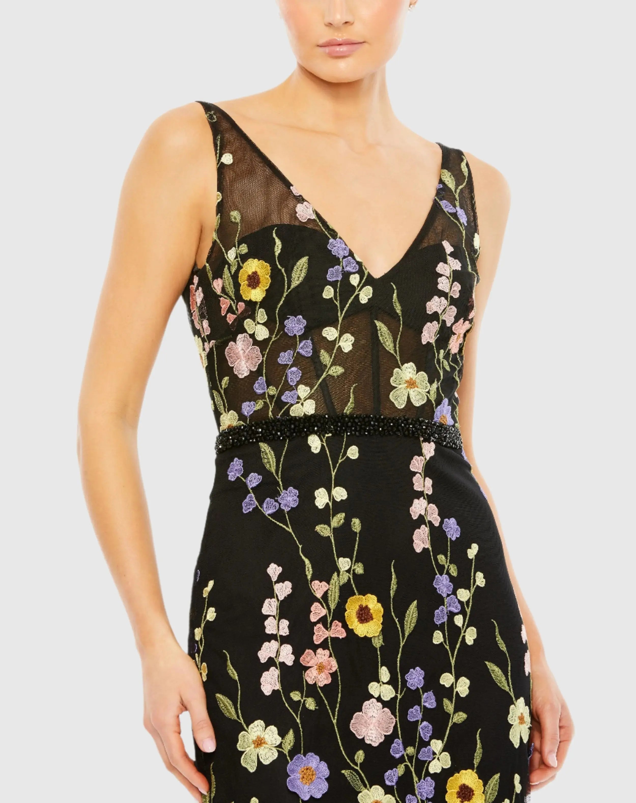 Black Embroidered Tulle Sleeveless V Neck Gown-Myartka