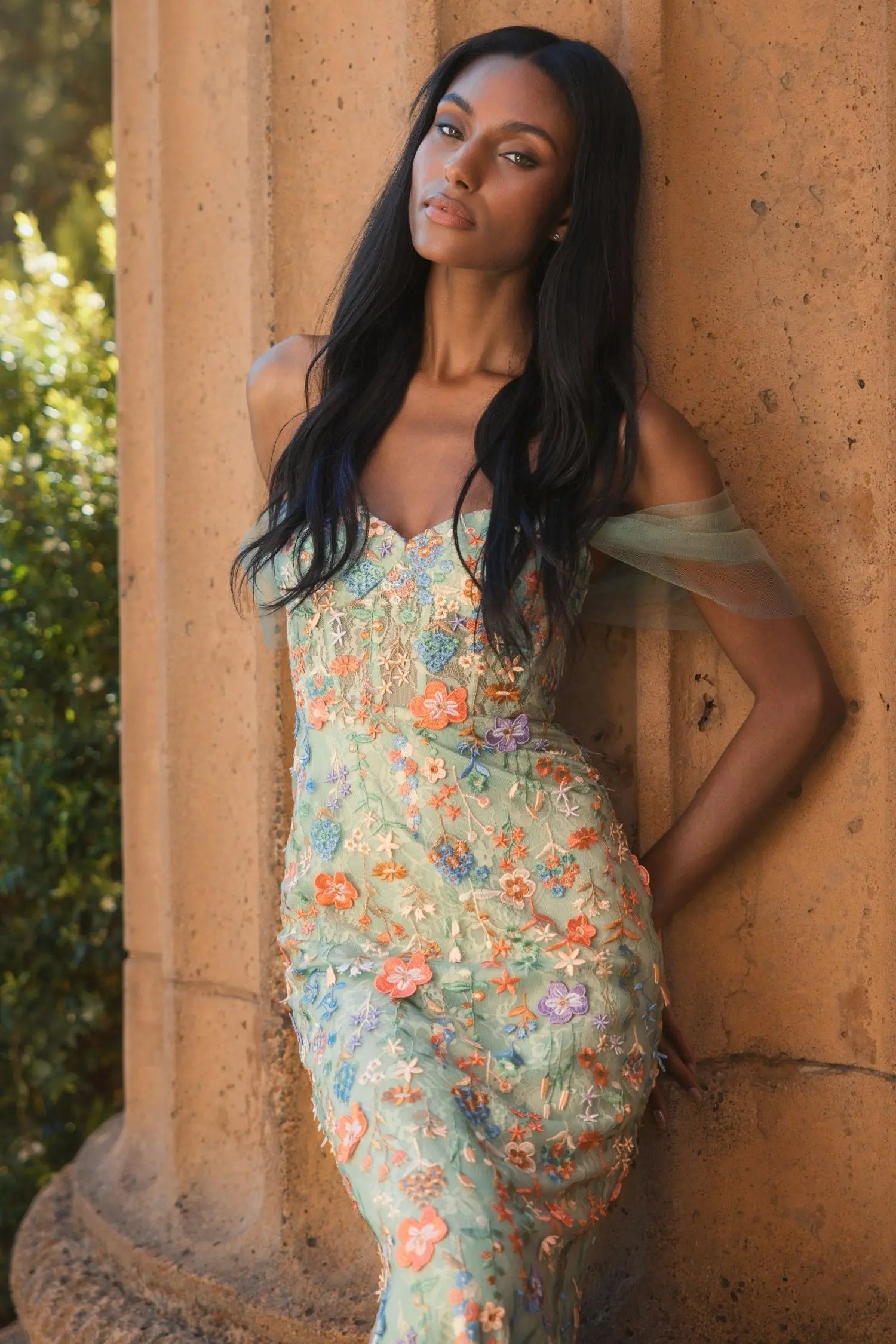 Green Off-the-Shoulder Bustier Floral Column Gown-Myartka